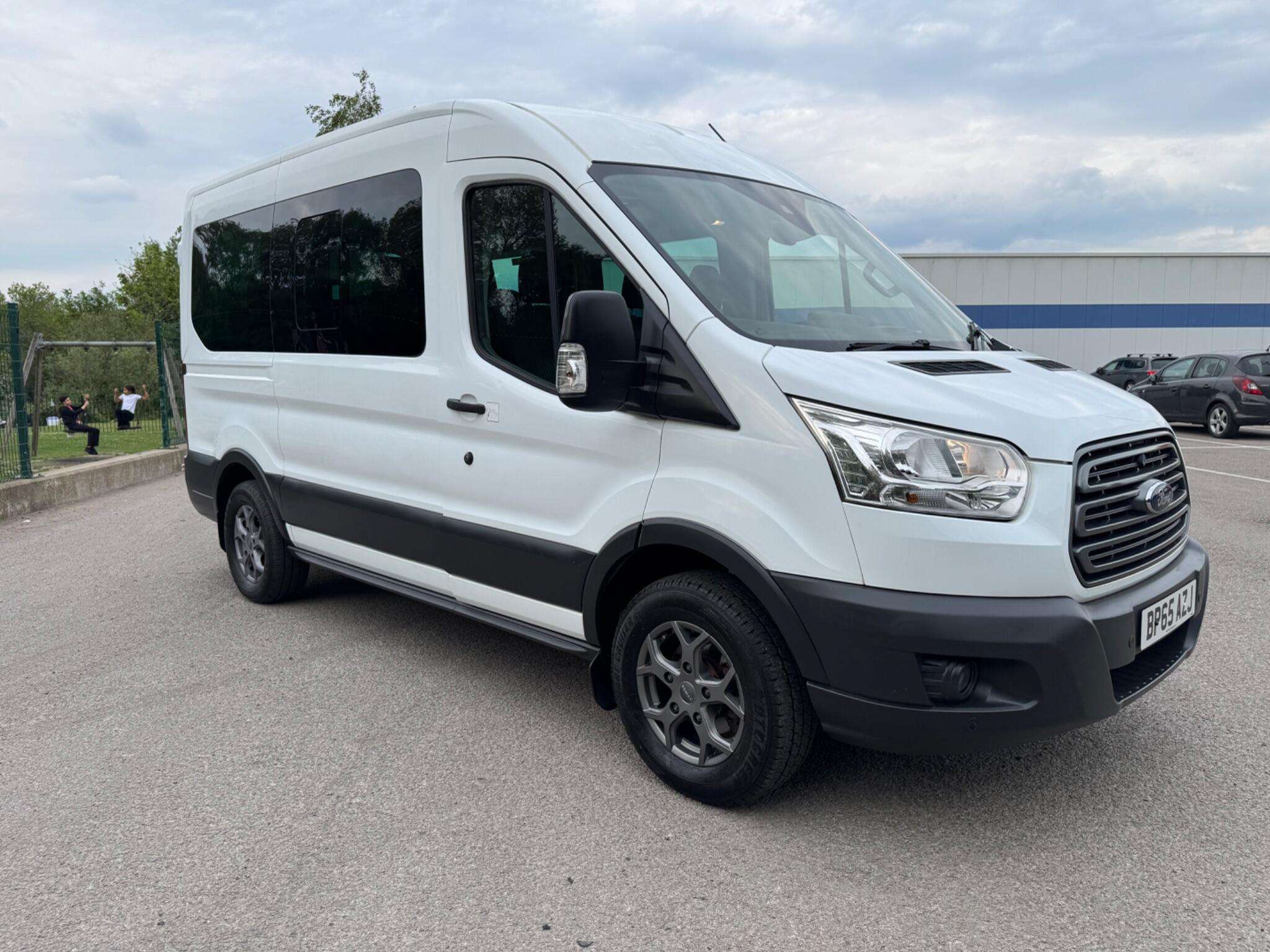 A 2015 FORD TRANSIT 2.2 TDCi 350 HDT Trend L2 H2 4dr A 2015 FORD TRANSIT 2.2 TDCi 350 HDT Trend L2 H2 4dr