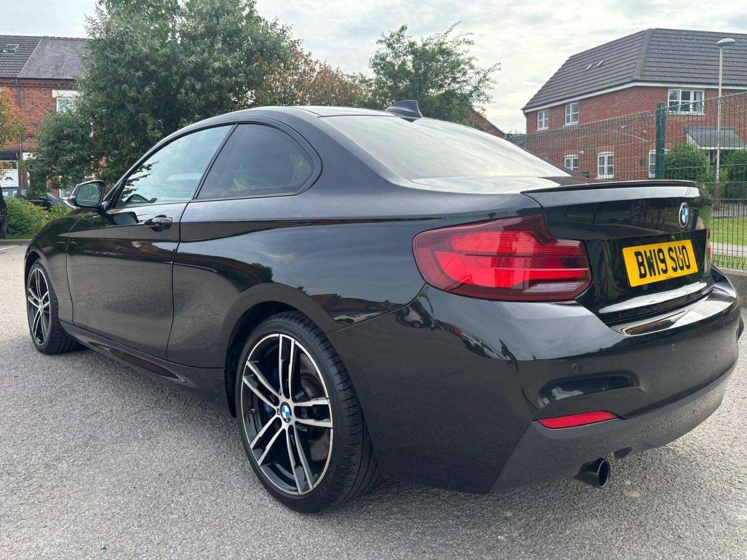 A 2019 BMW 2 SERIES 2.0 218d M Sport Auto Euro 6 (s/s) 2dr A 2019 BMW 2 SERIES 2.0 218d M Sport Auto Euro 6 (s/s) 2dr