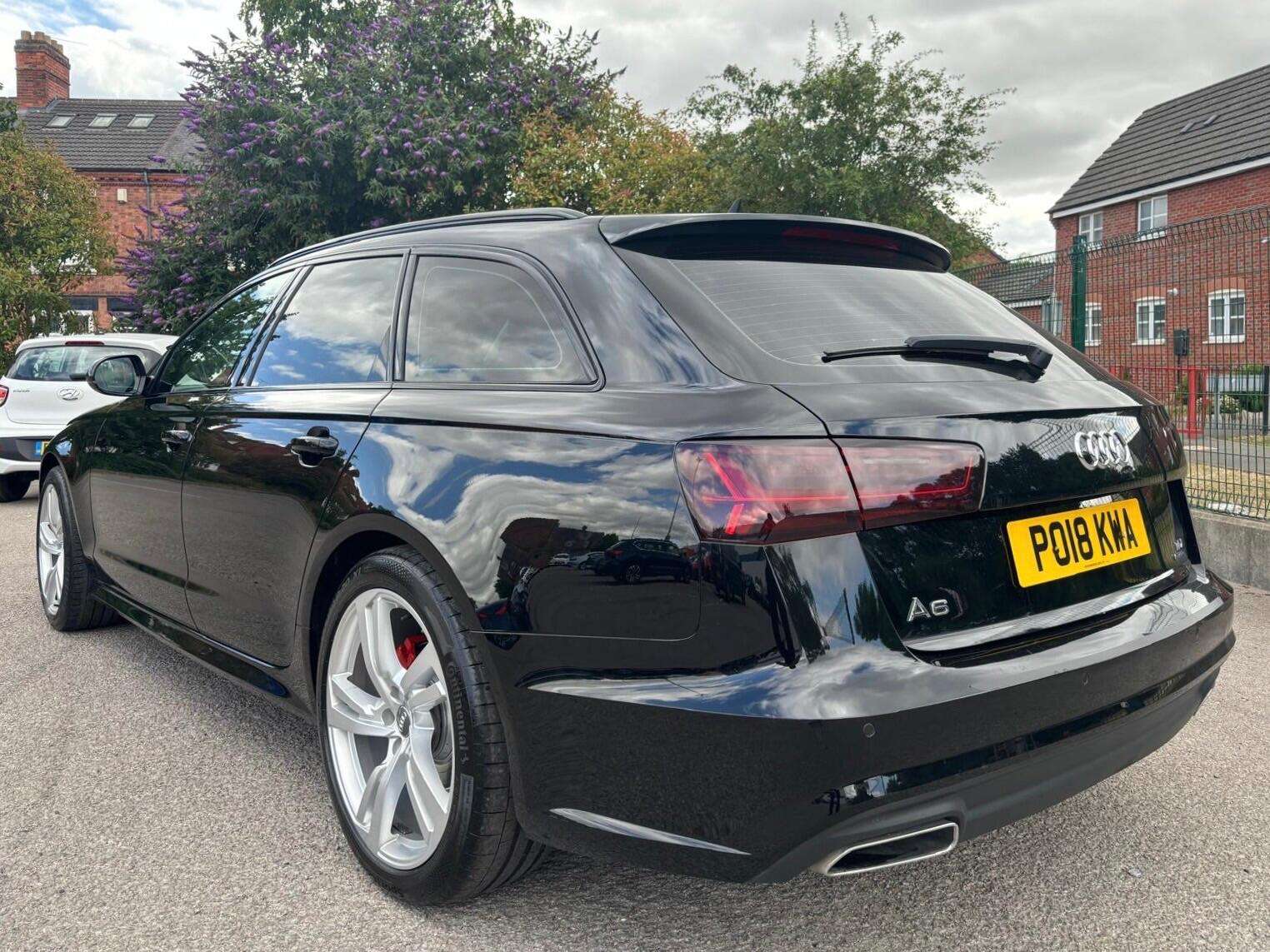 A 2018 AUDI A6 AVANT 2.0 TDI SE Executive S Tronic quattro Euro 6 (s/s) 5dr A 2018 AUDI A6 AVANT 2.0 TDI SE Executive S Tronic quattro Euro 6 (s/s) 5dr