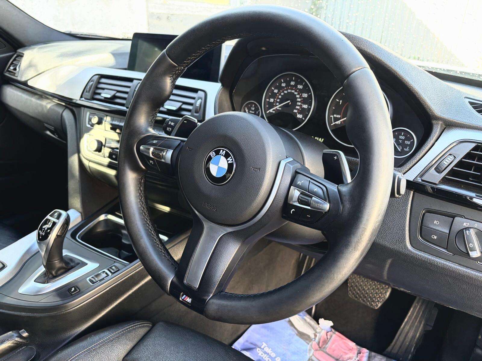 null BMW 3 SERIES null BMW 3 SERIES