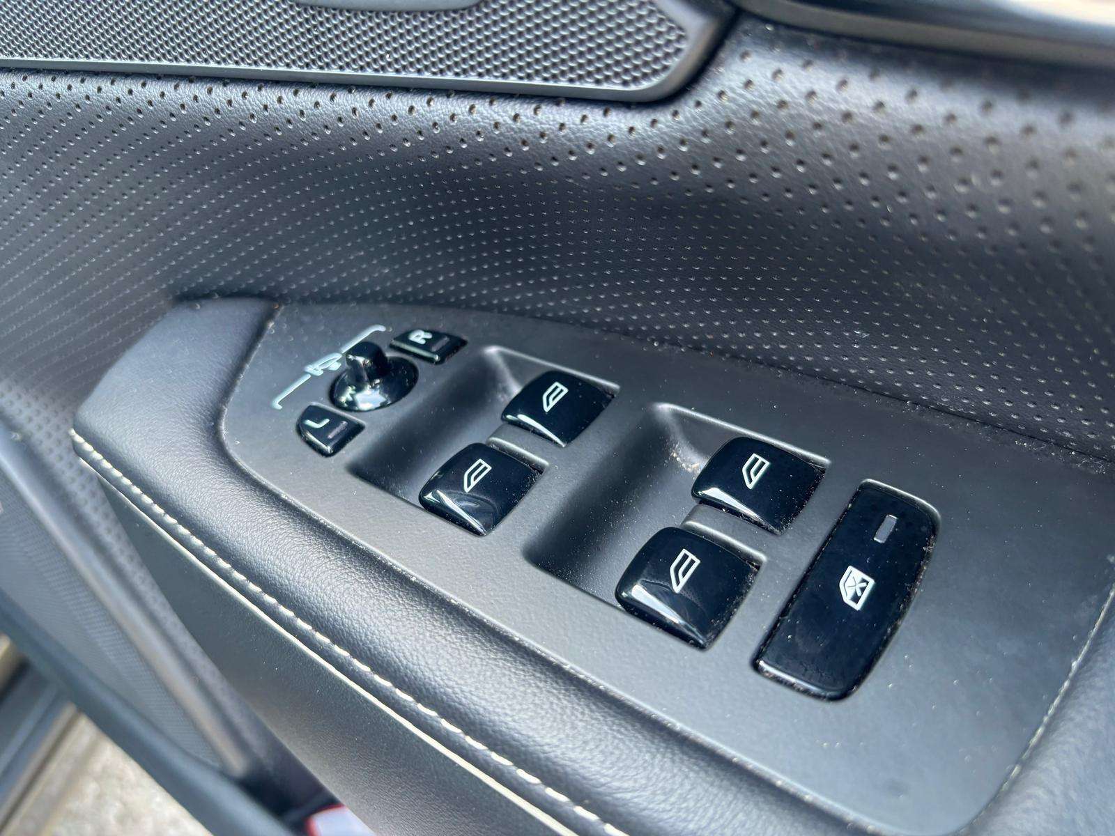 2020 VOLVO S90 2020 VOLVO S90