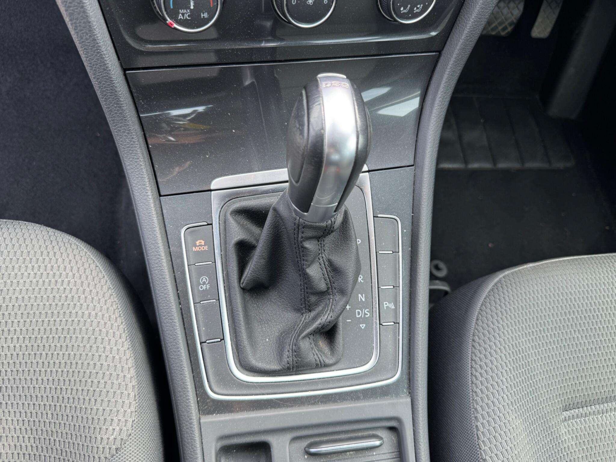 2017 VOLKSWAGEN GOLF 2017 VOLKSWAGEN GOLF