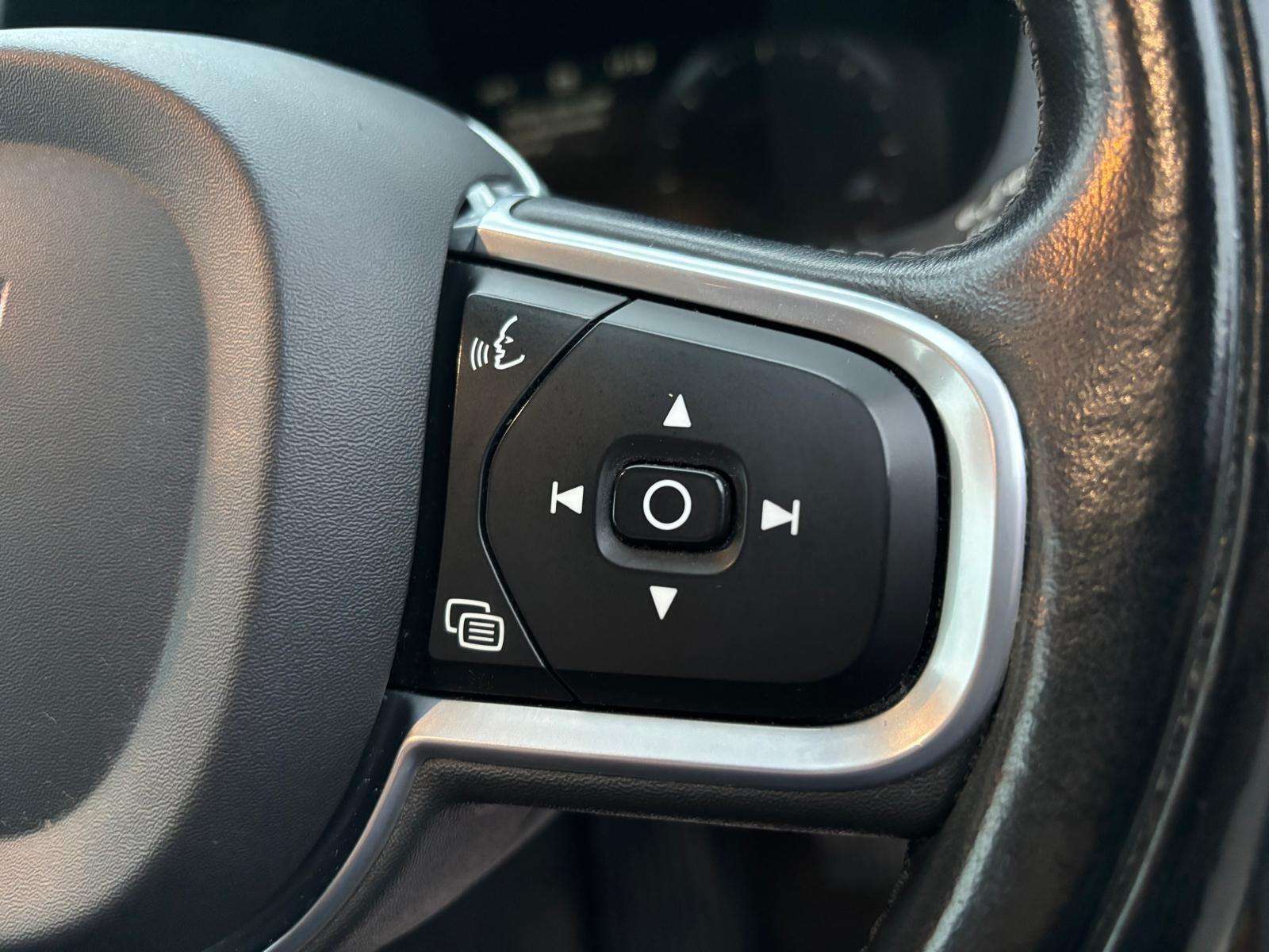 2020 VOLVO XC60 2020 VOLVO XC60