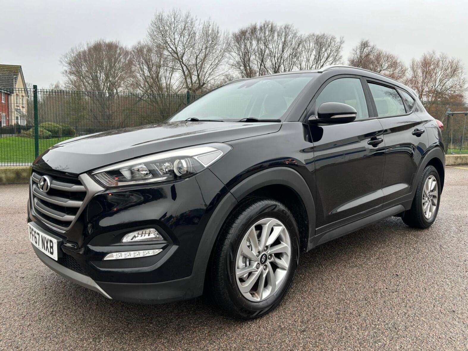 A 2017 HYUNDAI TUCSON 1.7 CRDi Blue Drive SE Nav Euro 6 (s/s) 5dr A 2017 HYUNDAI TUCSON 1.7 CRDi Blue Drive SE Nav Euro 6 (s/s) 5dr