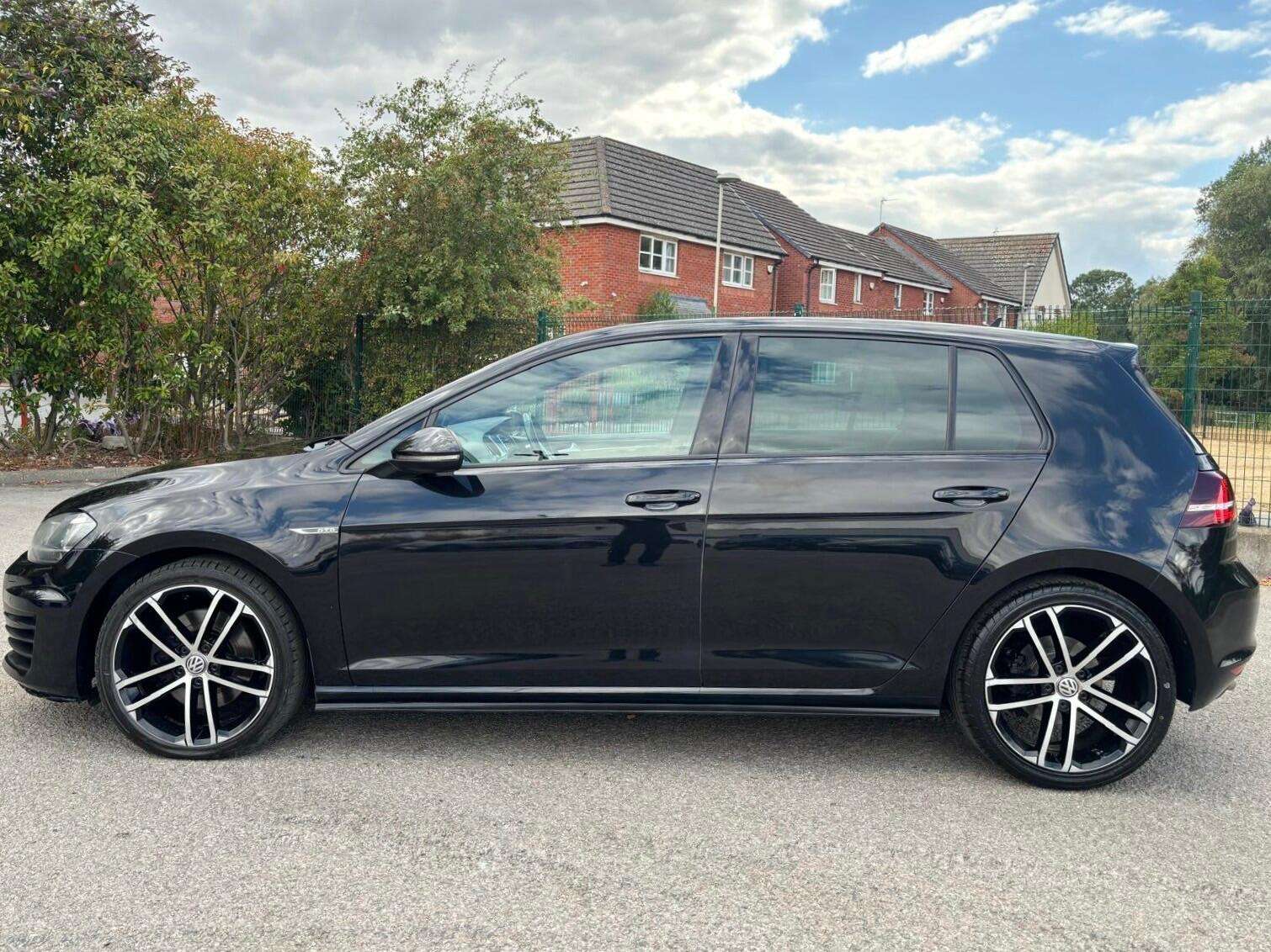 2015 VOLKSWAGEN GOLF 2015 VOLKSWAGEN GOLF