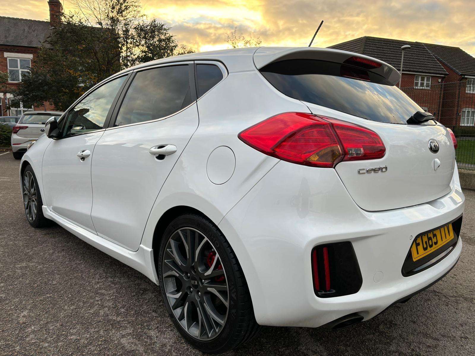 2015 KIA CEED 2015 KIA CEED