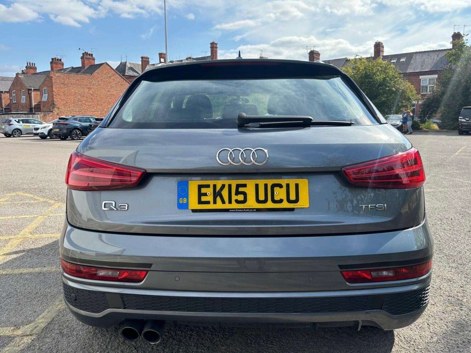2015 AUDI Q3 2015 AUDI Q3
