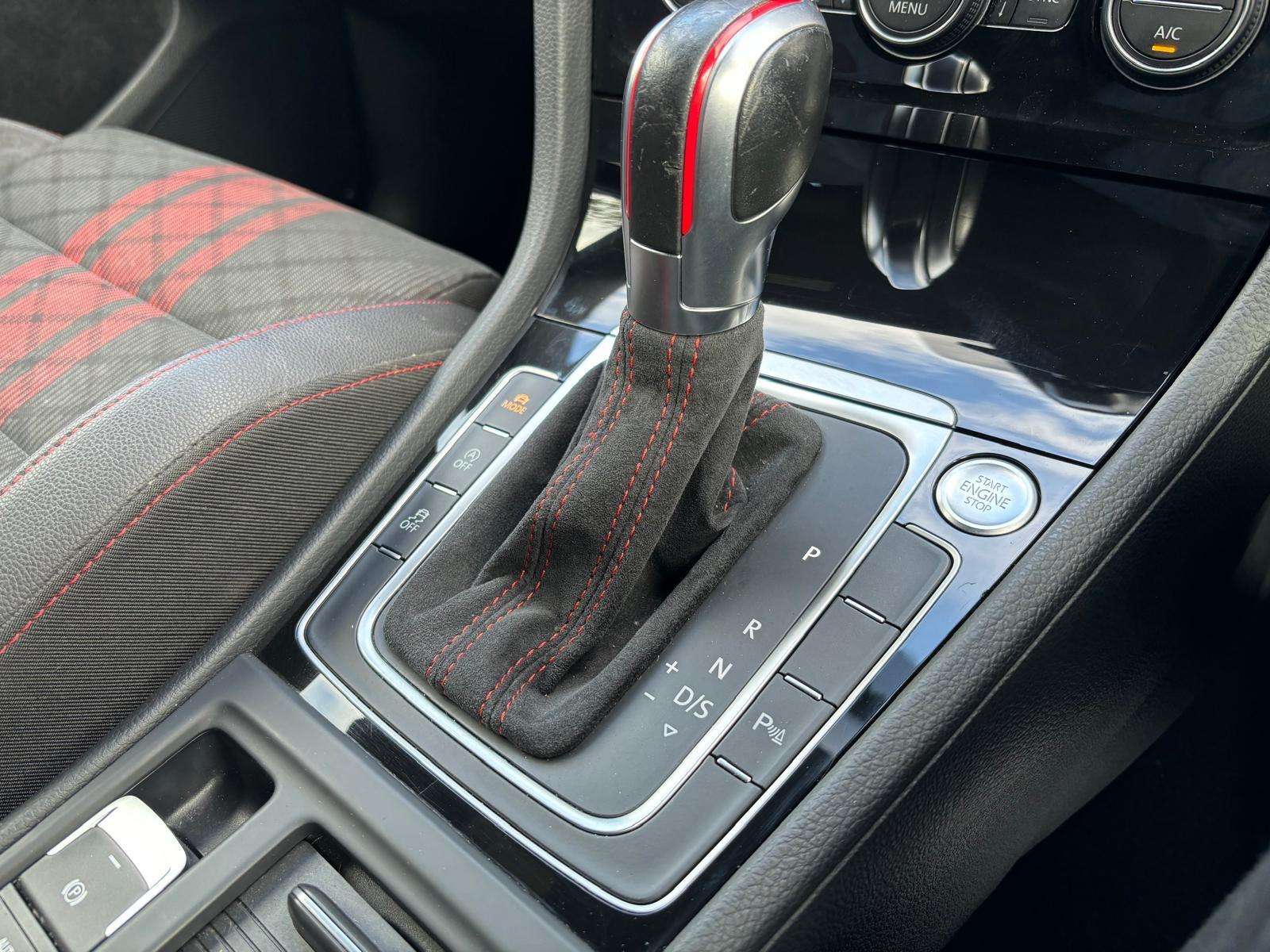 2019 VOLKSWAGEN GOLF 2019 VOLKSWAGEN GOLF