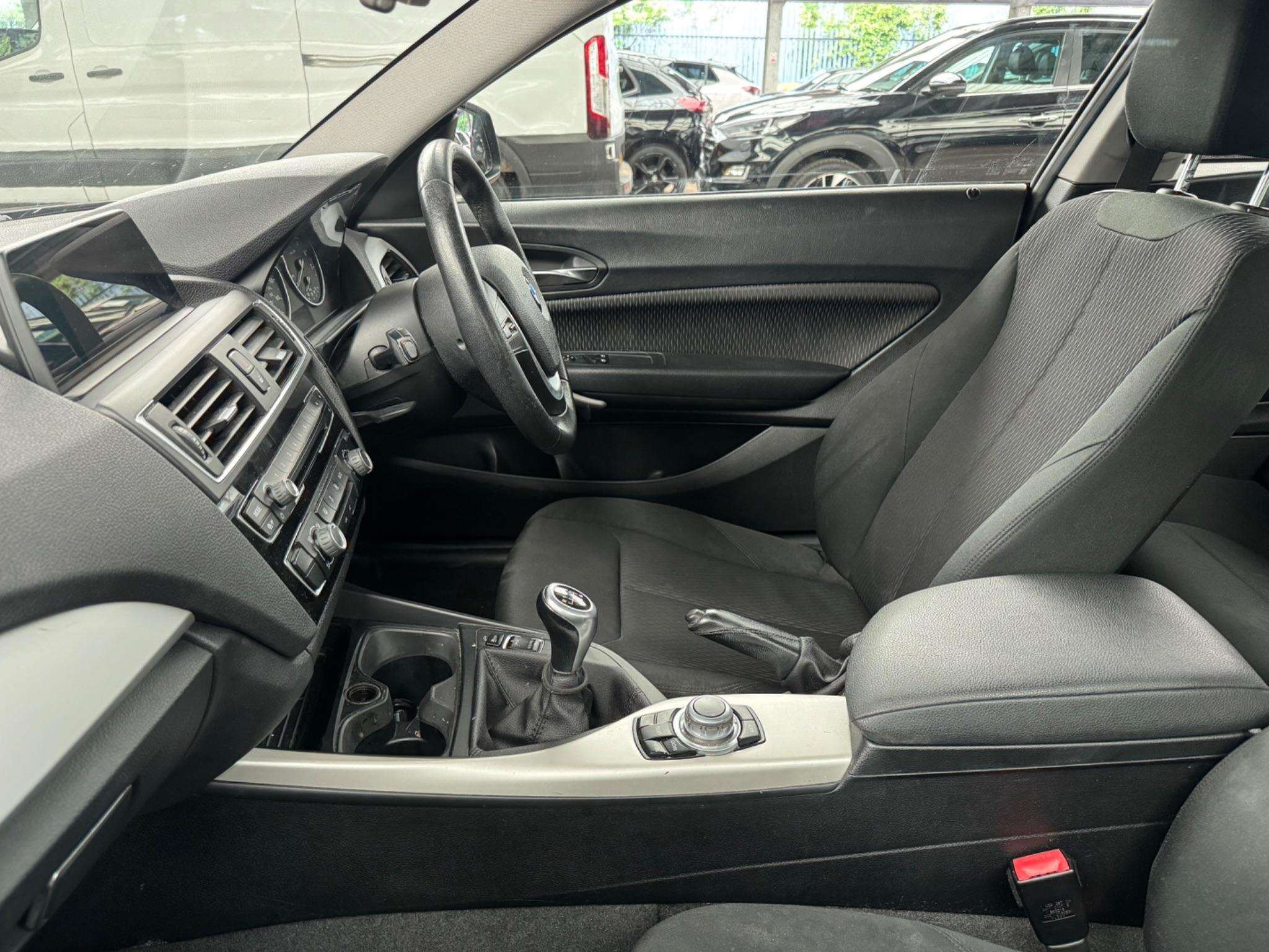 null BMW 2 SERIES null BMW 2 SERIES