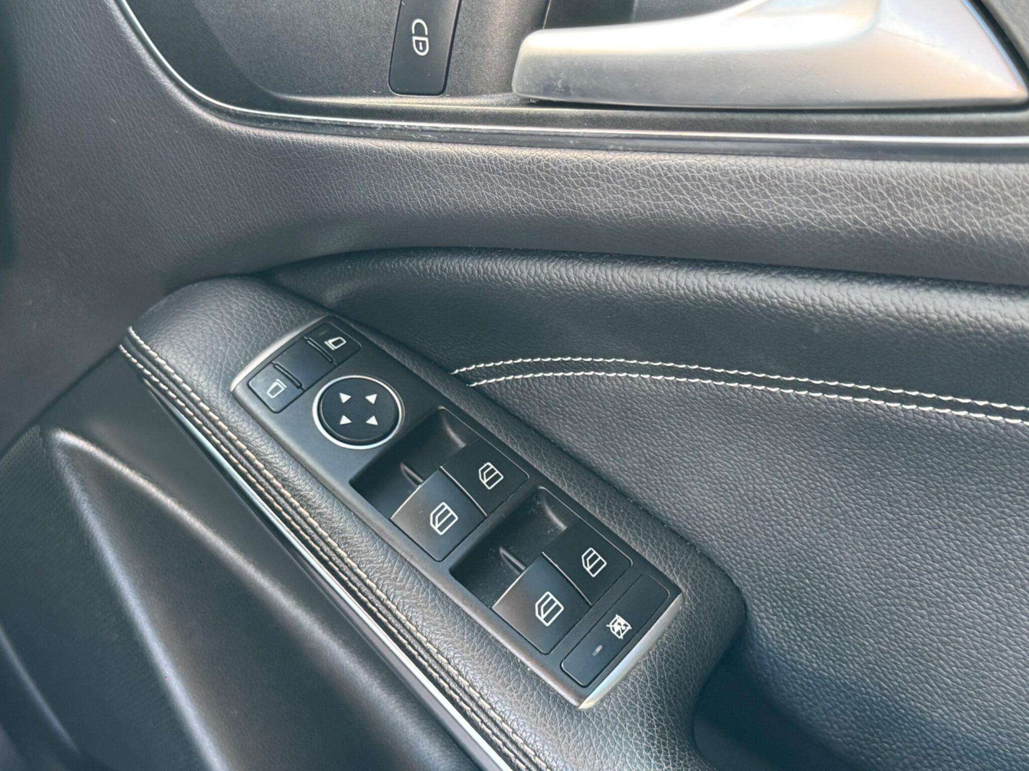 2017 MERCEDES-BENZ A CLASS 2017 MERCEDES-BENZ A CLASS