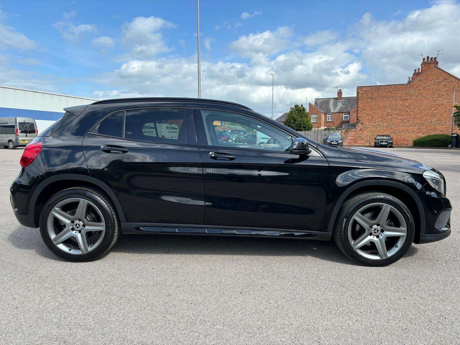 2015 MERCEDES-BENZ GLA 2015 MERCEDES-BENZ GLA