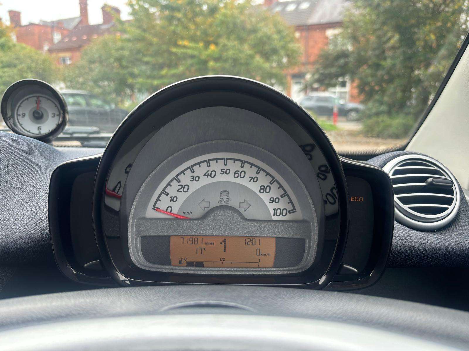 2011 SMART FORTWO 2011 SMART FORTWO