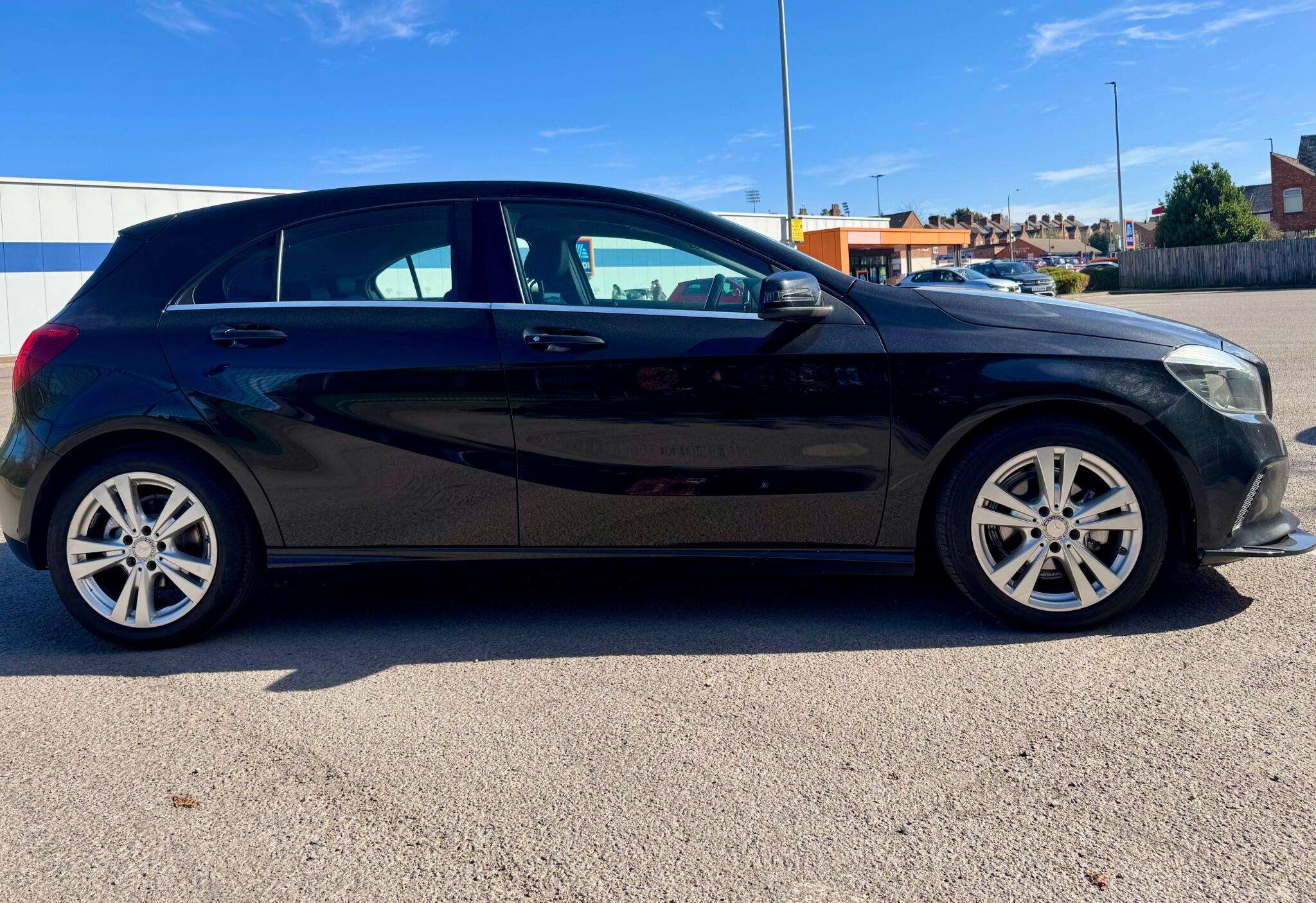 2017 MERCEDES-BENZ A CLASS 2017 MERCEDES-BENZ A CLASS