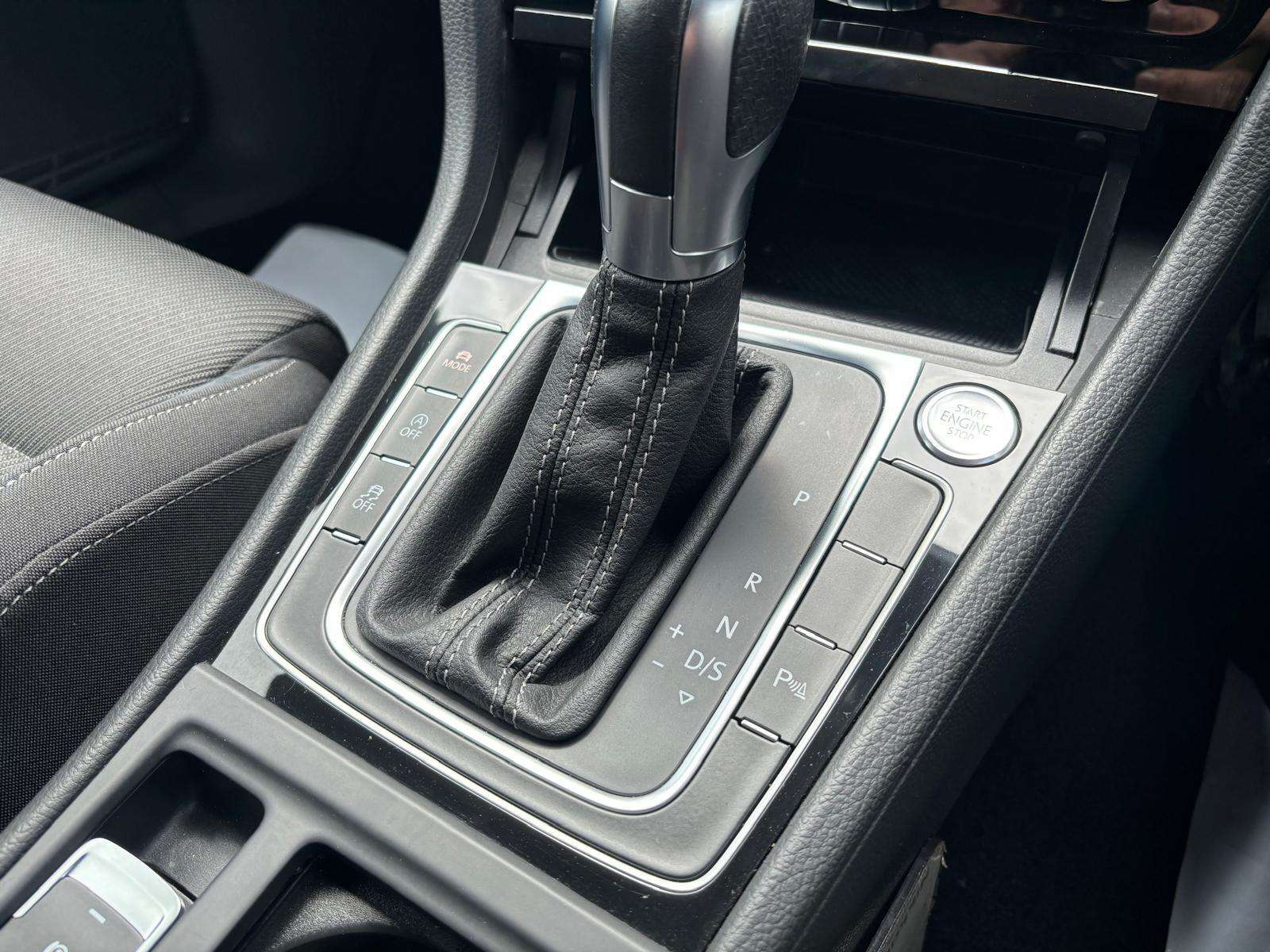 2018 VOLKSWAGEN GOLF 2018 VOLKSWAGEN GOLF