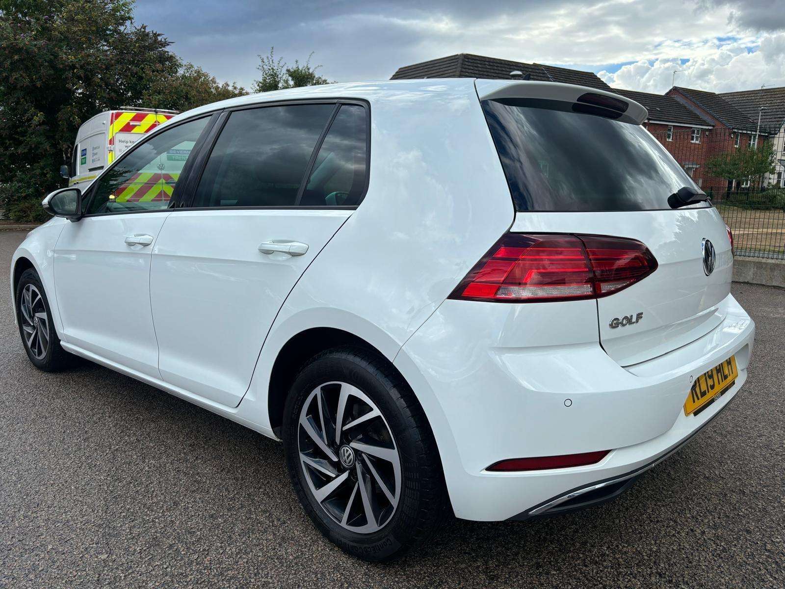 2019 VOLKSWAGEN GOLF 2019 VOLKSWAGEN GOLF