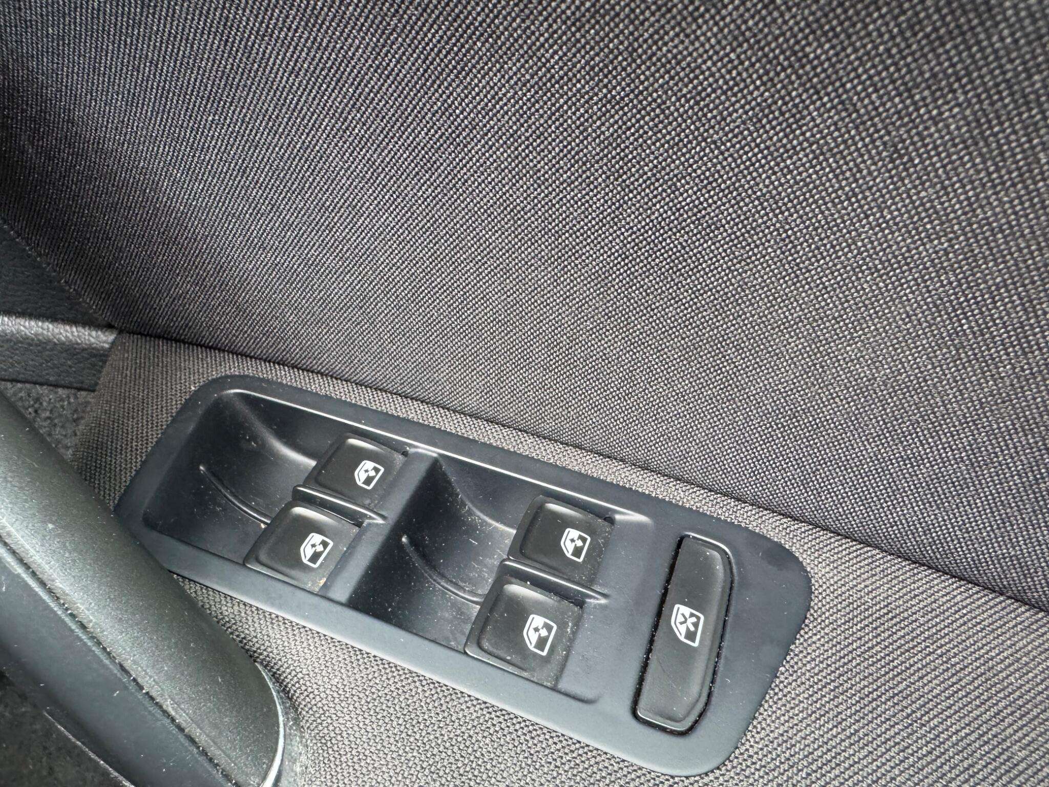 2017 VOLKSWAGEN GOLF 2017 VOLKSWAGEN GOLF