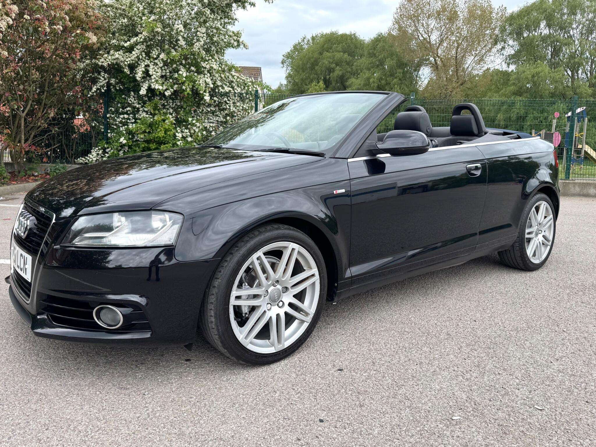 A 2011 AUDI A3 CABRIOLET 1.6 TDI S line Euro 5 (s/s) 2dr A 2011 AUDI A3 CABRIOLET 1.6 TDI S line Euro 5 (s/s) 2dr