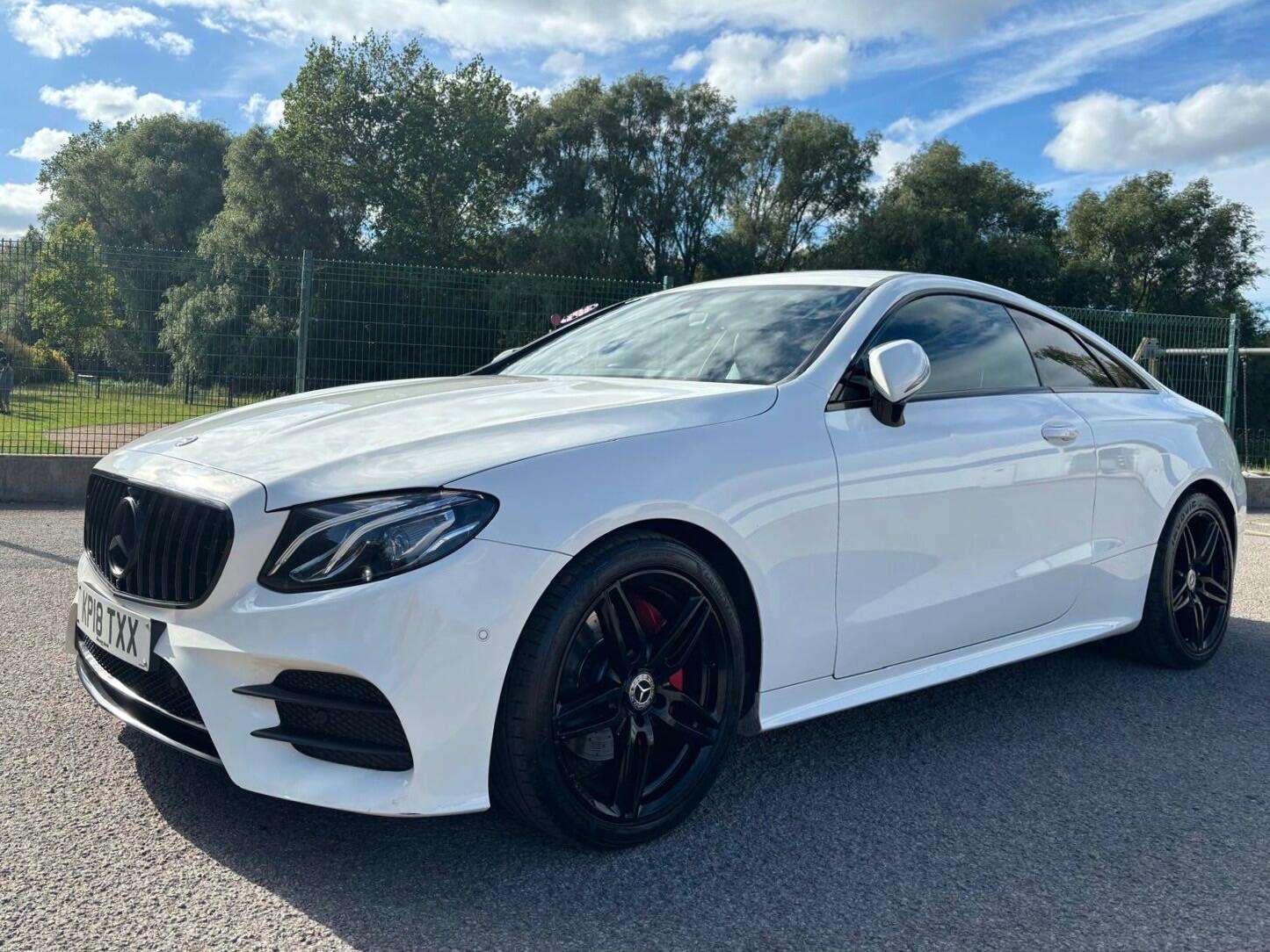 A 2018 MERCEDES-BENZ E CLASS 2.0 E220d AMG Line G-Tronic+ Euro 6 (s/s) 2dr A 2018 MERCEDES-BENZ E CLASS 2.0 E220d AMG Line G-Tronic+ Euro 6 (s/s) 2dr