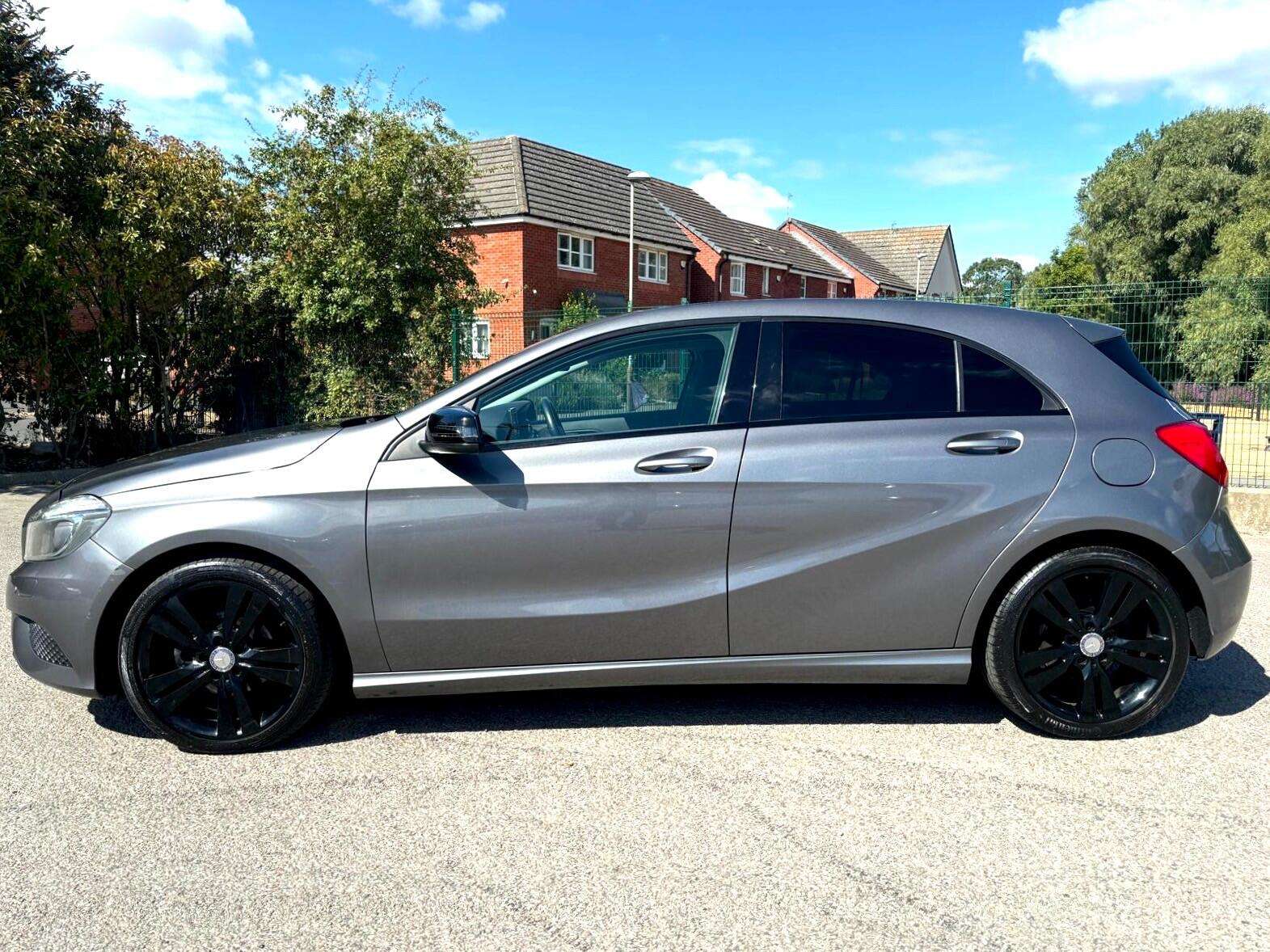 A 2014 MERCEDES-BENZ A CLASS 1.5 A180 CDI Sport 7G-DCT Euro 5 (s/s) 5dr A 2014 MERCEDES-BENZ A CLASS 1.5 A180 CDI Sport 7G-DCT Euro 5 (s/s) 5dr