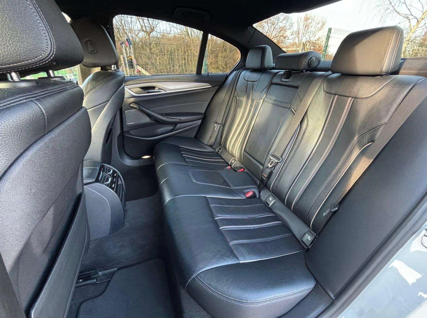 2019 BMW 5 SERIES 2019 BMW 5 SERIES