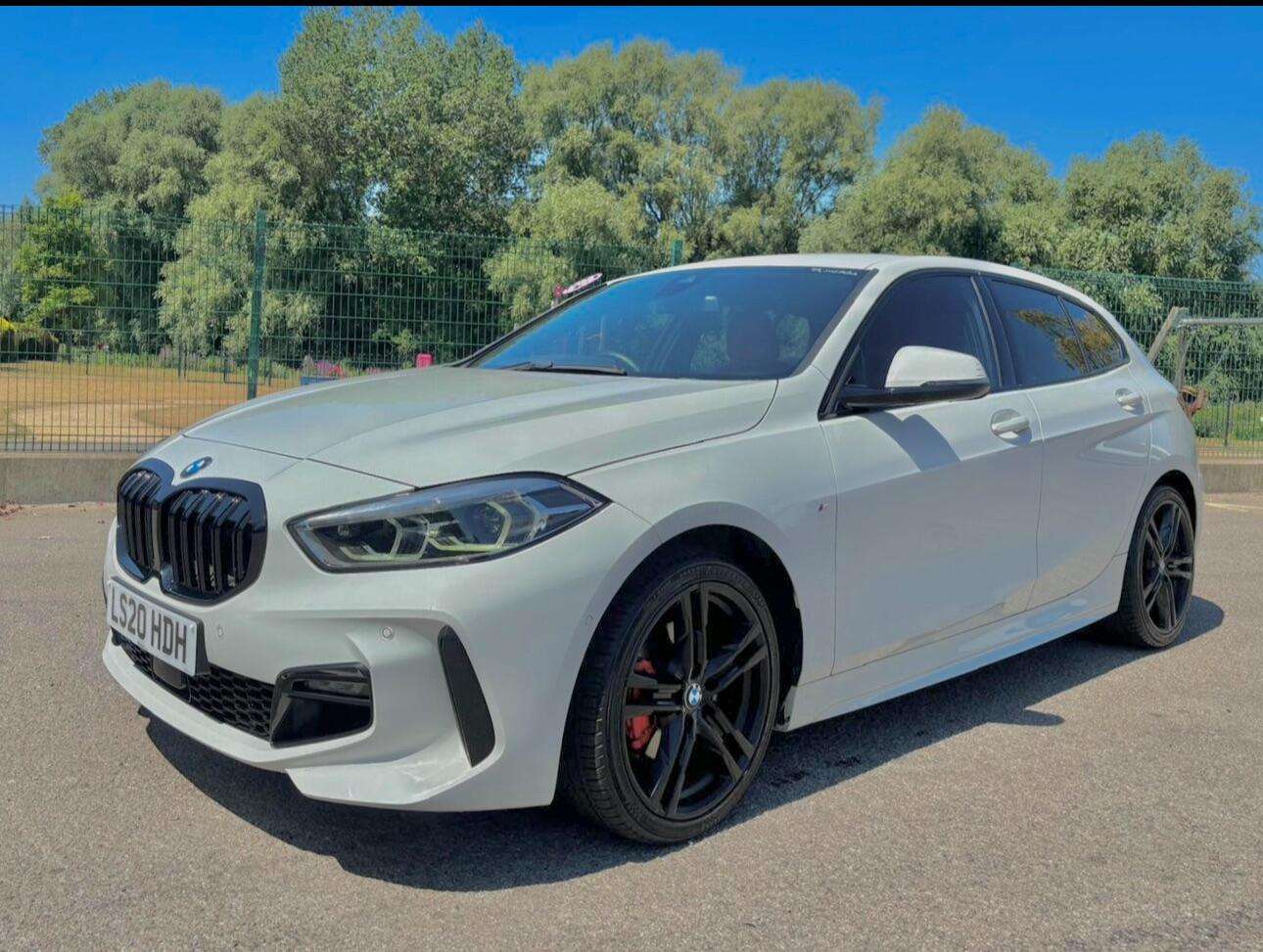 A 2020 BMW 1 SERIES 1.5 118i M Sport DCT Euro 6 (s/s) 5dr A 2020 BMW 1 SERIES 1.5 118i M Sport DCT Euro 6 (s/s) 5dr