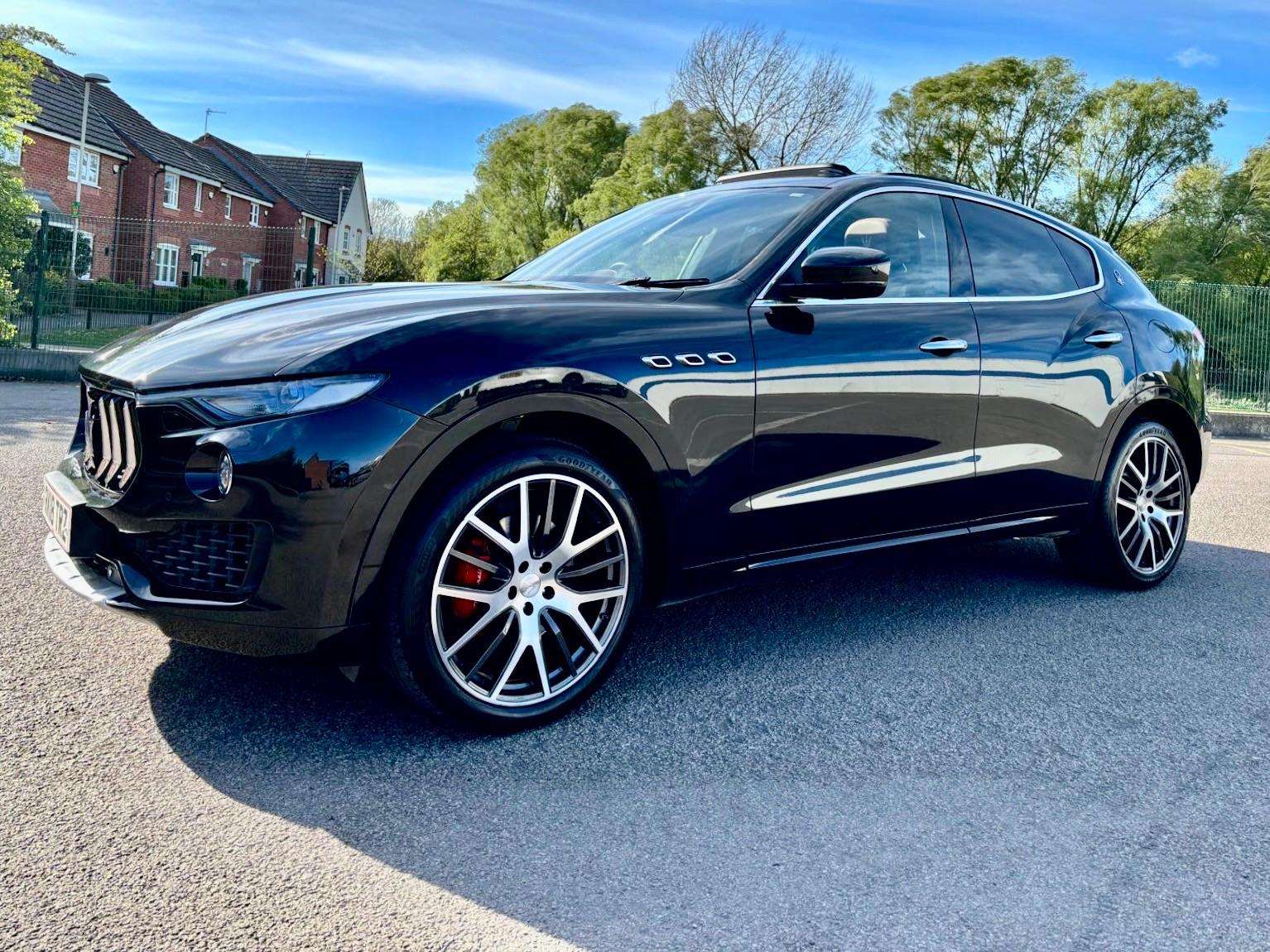 A 2018 MASERATI LEVANTE 3.0D V6 ZF 4WD Euro 6 (s/s) 5dr A 2018 MASERATI LEVANTE 3.0D V6 ZF 4WD Euro 6 (s/s) 5dr