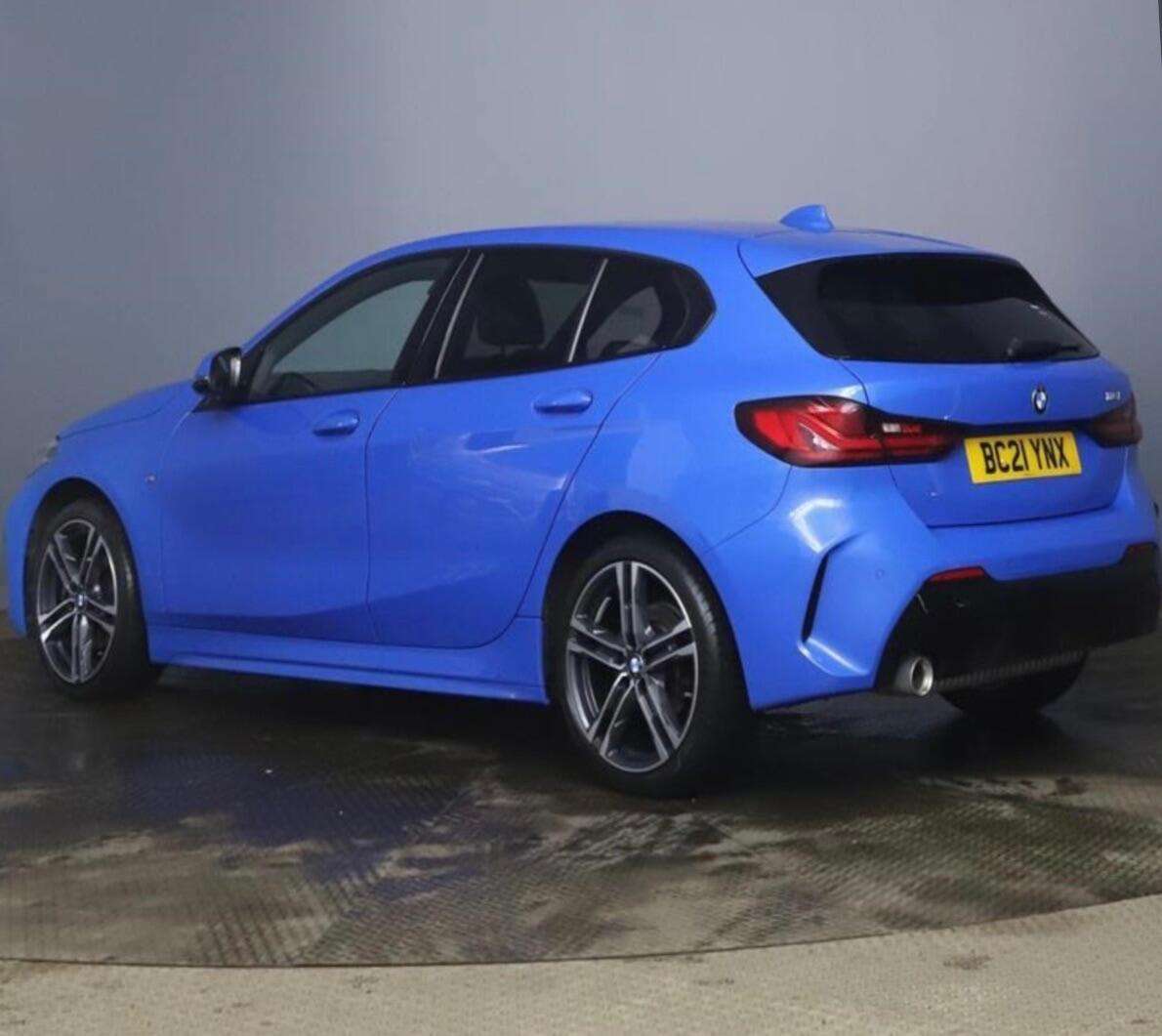 A 2021 BMW 1 SERIES 1.5 118i M Sport (LCP) Euro 6 (s/s) 5dr A 2021 BMW 1 SERIES 1.5 118i M Sport (LCP) Euro 6 (s/s) 5dr