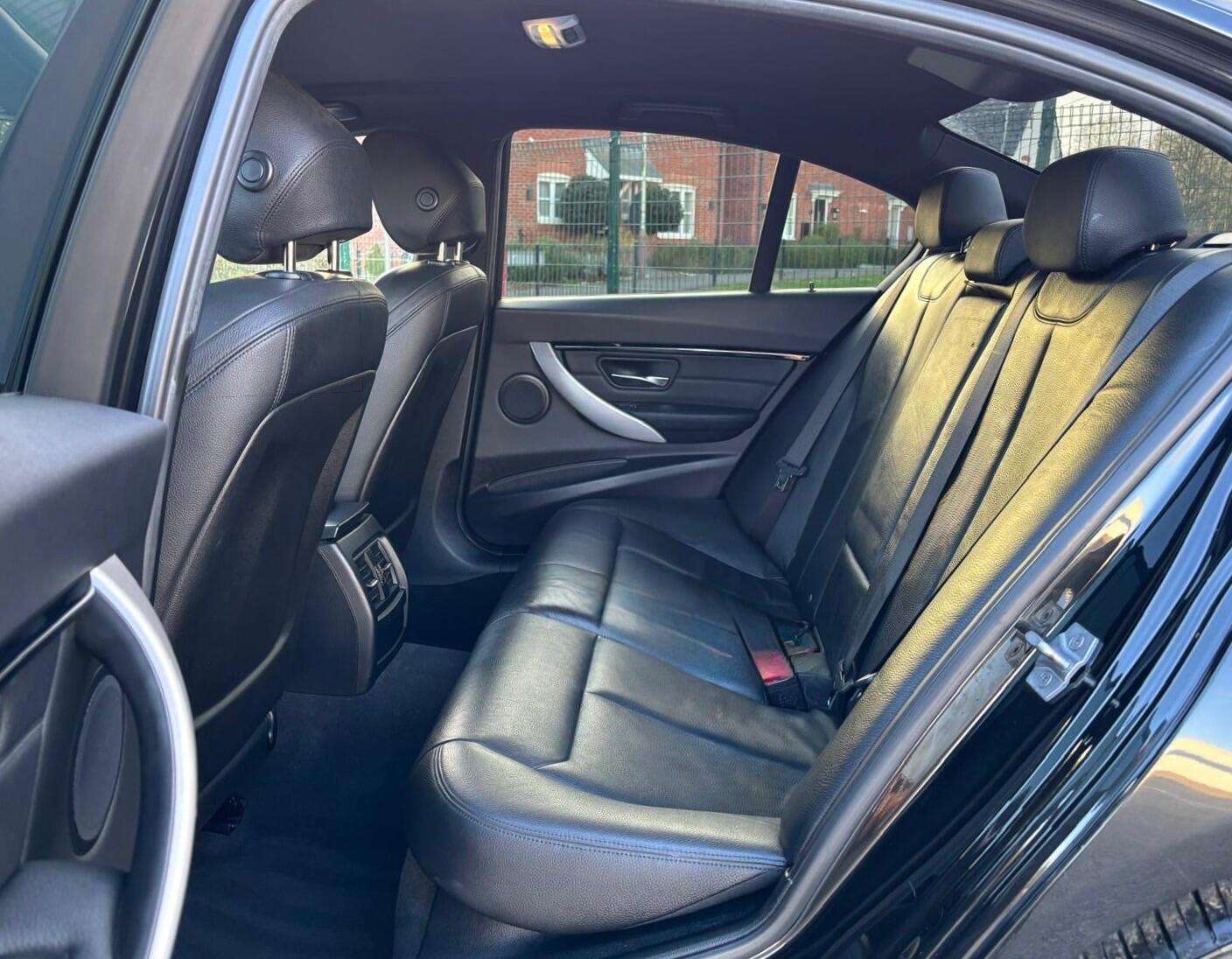 2017 BMW 3 SERIES 2017 BMW 3 SERIES