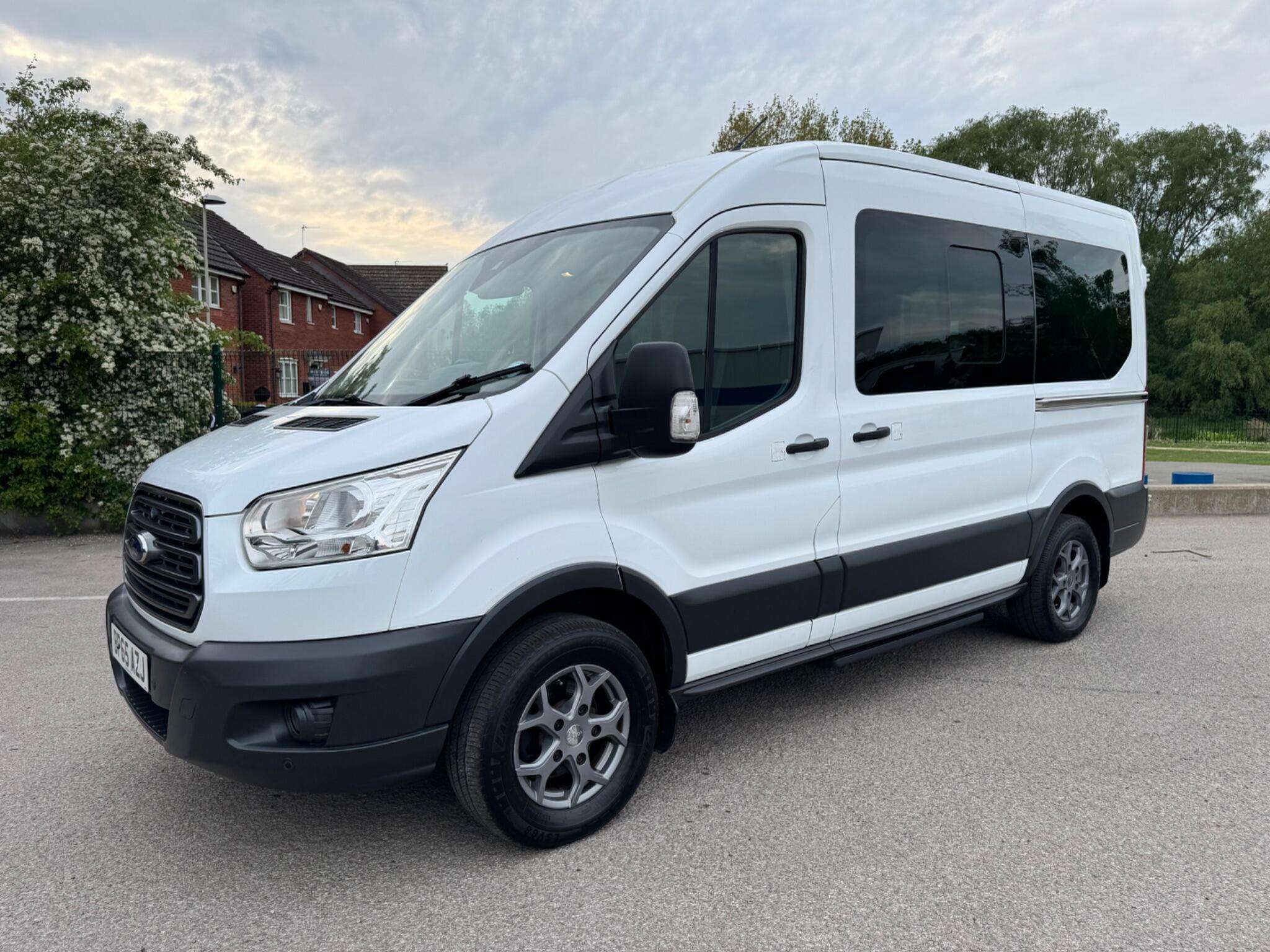 A 2015 FORD TRANSIT 2.2 TDCi 350 HDT Trend L2 H2 4dr A 2015 FORD TRANSIT 2.2 TDCi 350 HDT Trend L2 H2 4dr