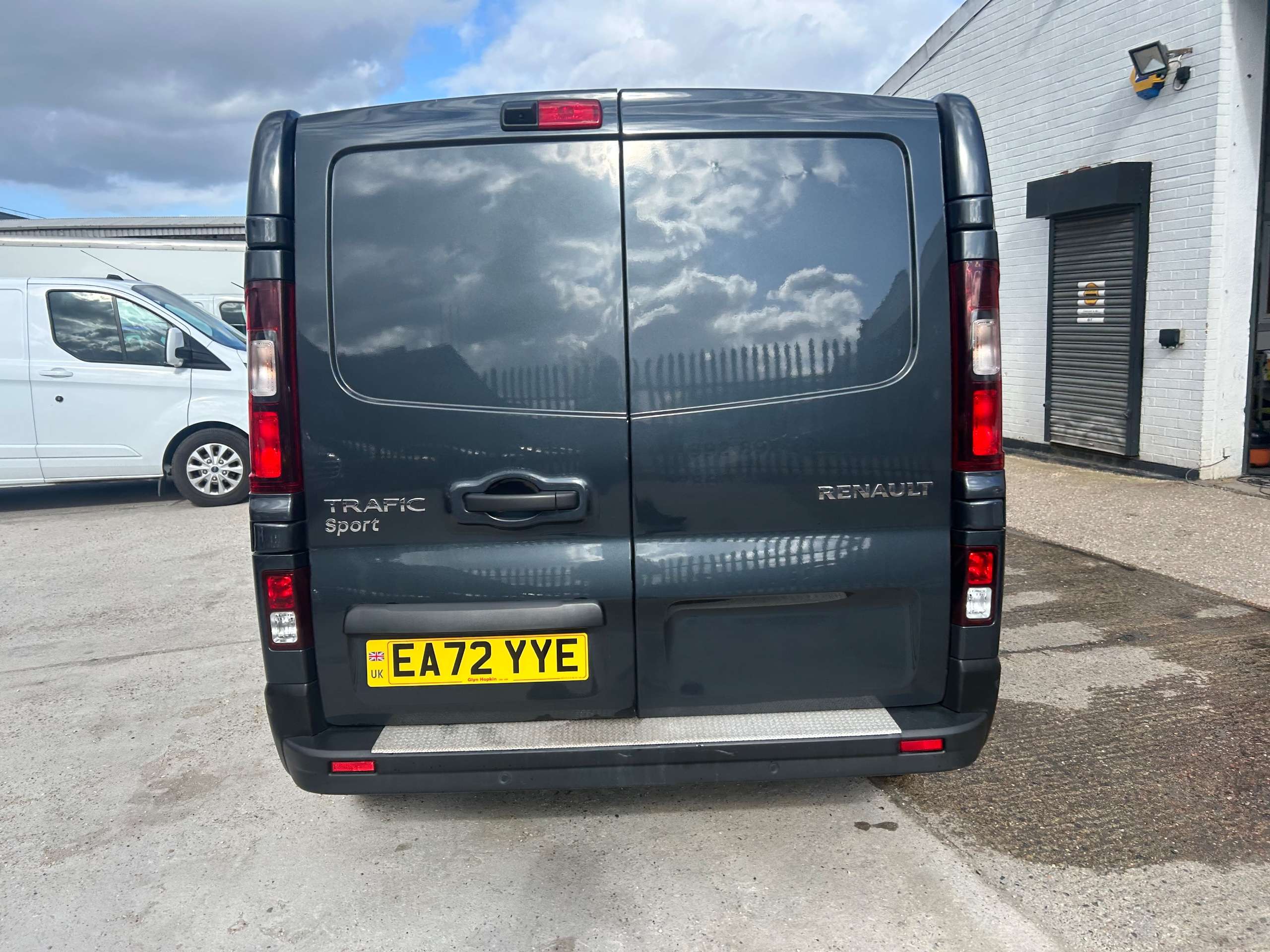 2023 RENAULT TRAFIC 2023 RENAULT TRAFIC