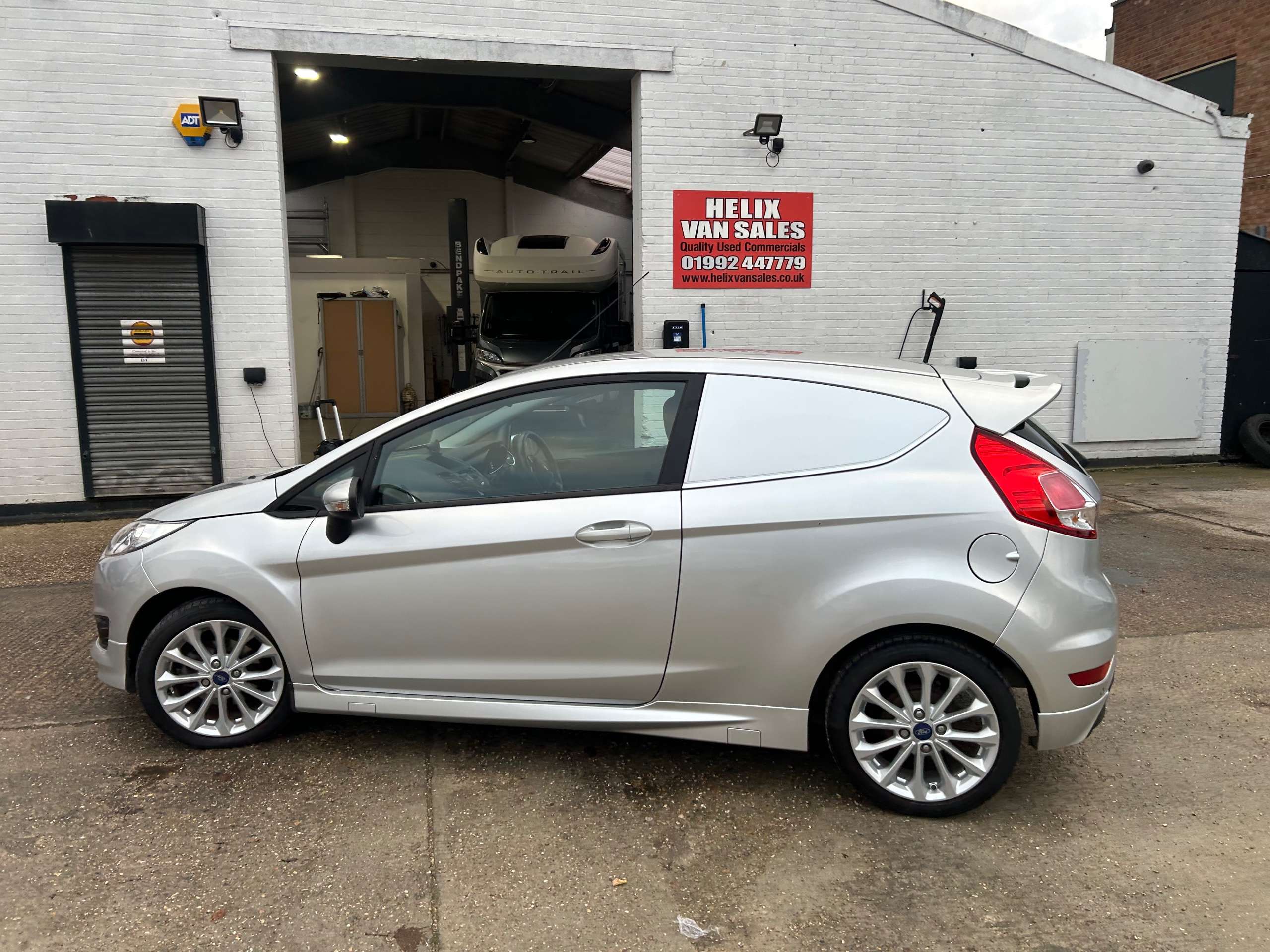 2015 FORD FIESTA 2015 FORD FIESTA