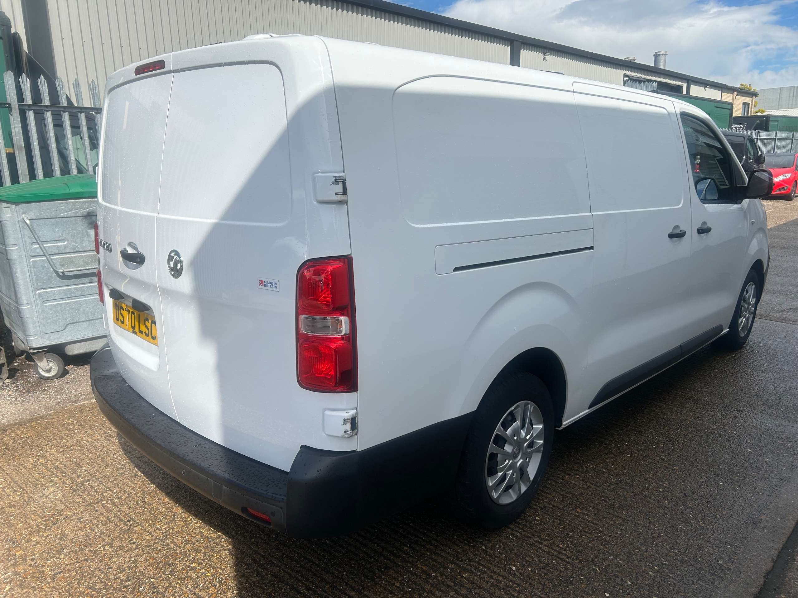 A 2020 VAUXHALL VIVARO 1.5 Turbo D 2900 Dynamic Panel Van 6dr Diesel Manual L2 H1 Euro 6 (s/s) (100 ps) A 2020 VAUXHALL VIVARO 1.5 Turbo D 2900 Dynamic Panel Van 6dr Diesel Manual L2 H1 Euro 6 (s/s) (100 ps)