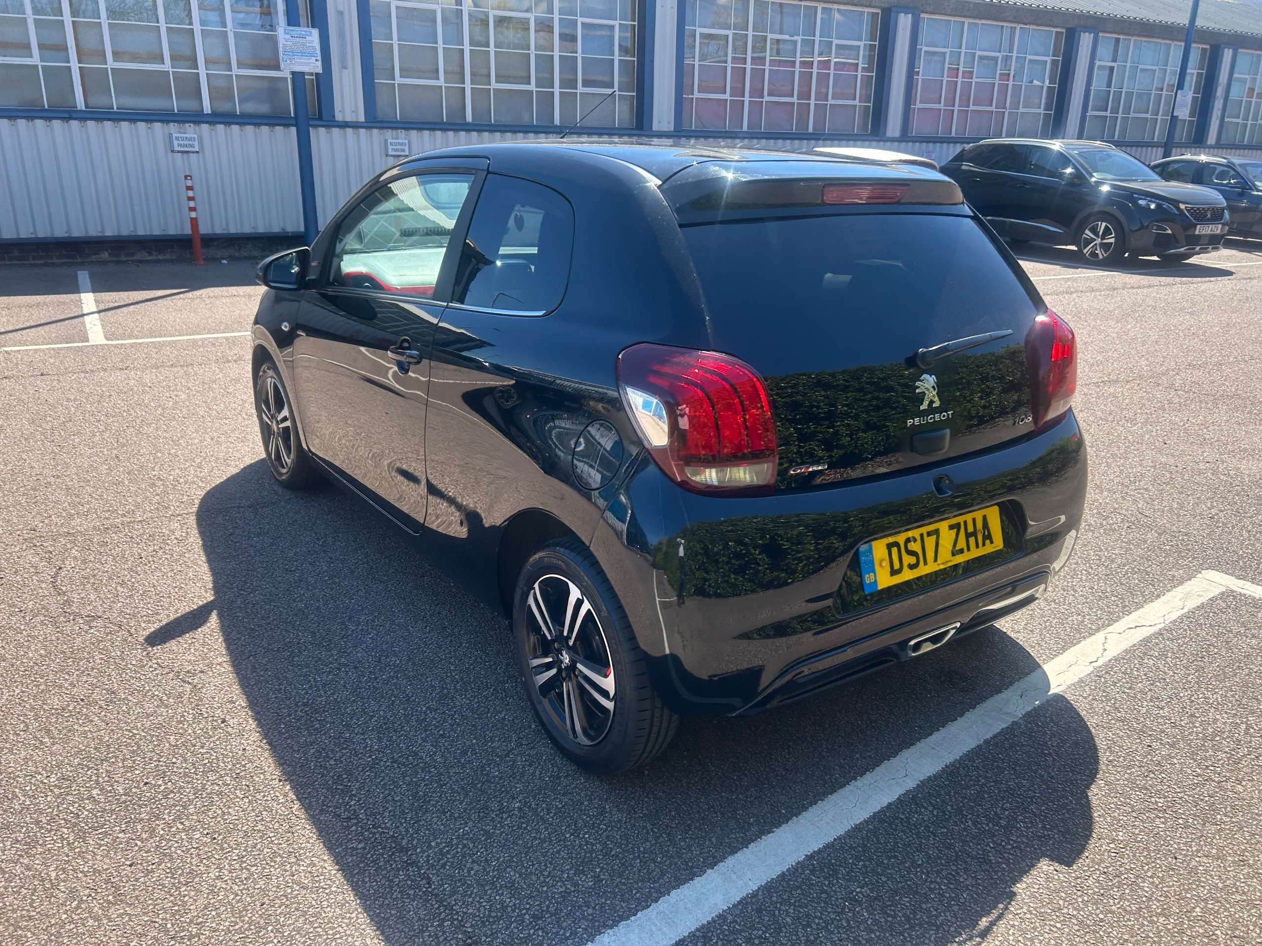 2017 PEUGEOT 108 2017 PEUGEOT 108