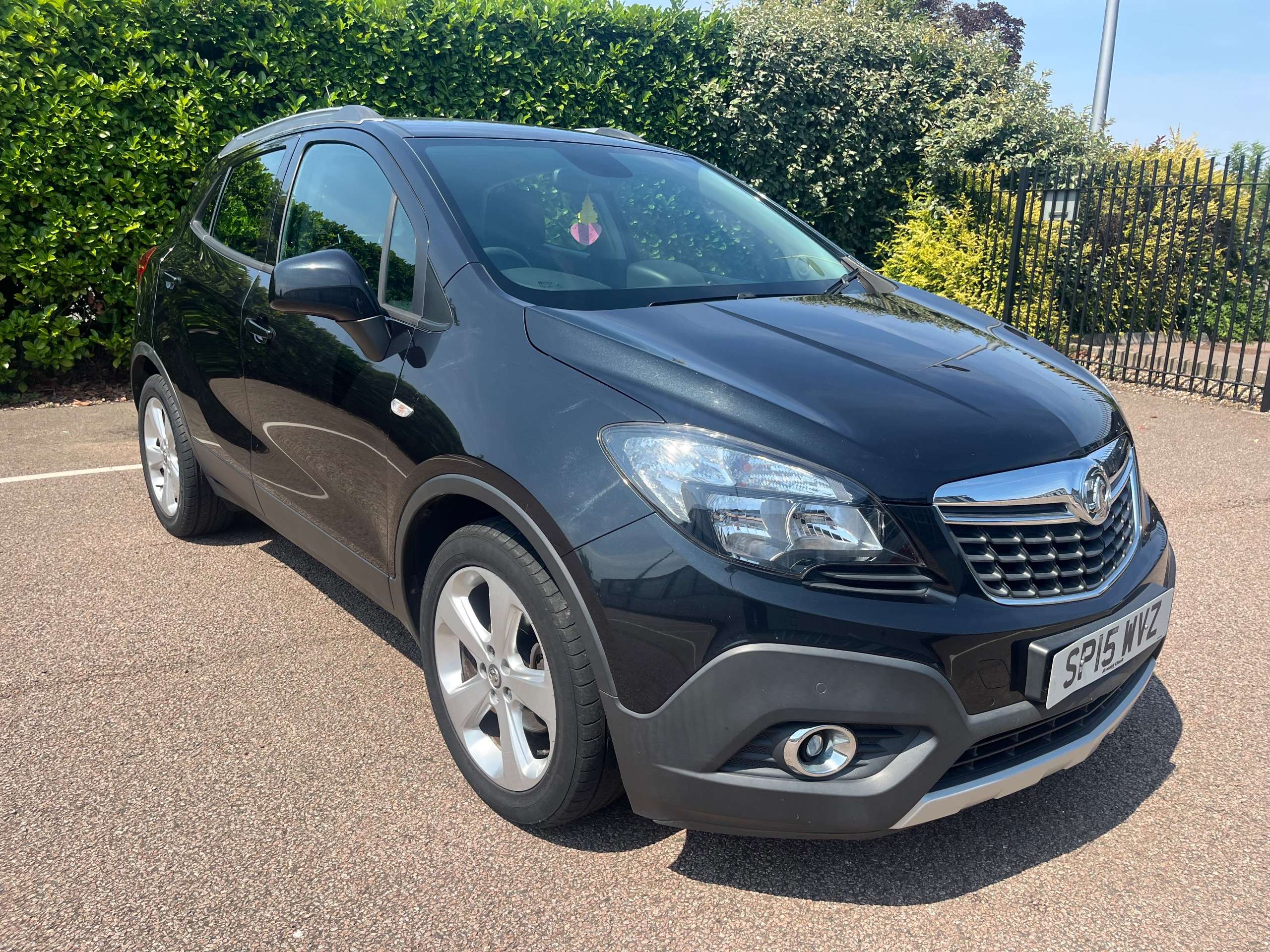 A 2015 VAUXHALL MOKKA 1.4i Turbo Tech Line SUV 5dr Petrol Manual 2WD Euro 6 (s/s) (140 ps) A 2015 VAUXHALL MOKKA 1.4i Turbo Tech Line SUV 5dr Petrol Manual 2WD Euro 6 (s/s) (140 ps)