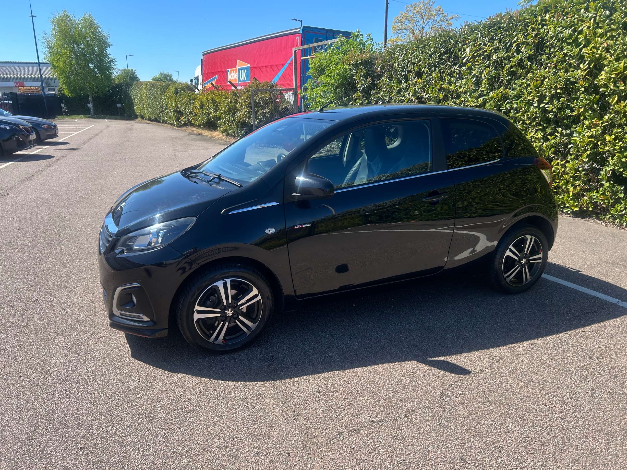2017 PEUGEOT 108 2017 PEUGEOT 108