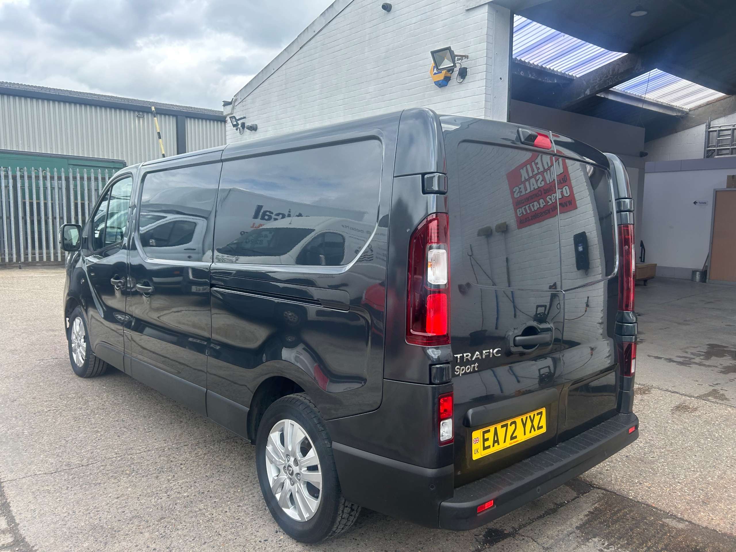 A 2023 RENAULT TRAFIC 2.0 dCi Blue LL30 Sport Panel Van 5dr Diesel EDC L2 H1 Euro 6 (s/s) (150 ps) A 2023 RENAULT TRAFIC 2.0 dCi Blue LL30 Sport Panel Van 5dr Diesel EDC L2 H1 Euro 6 (s/s) (150 ps)