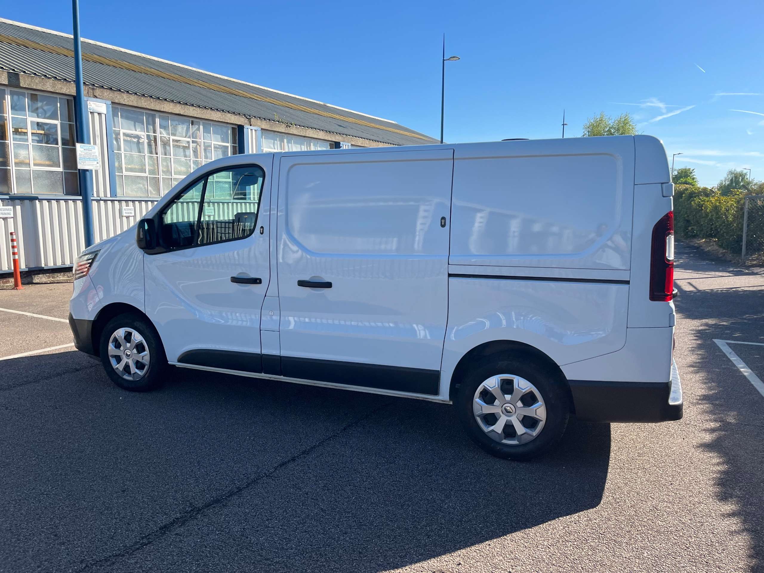 2023 RENAULT TRAFIC 2023 RENAULT TRAFIC