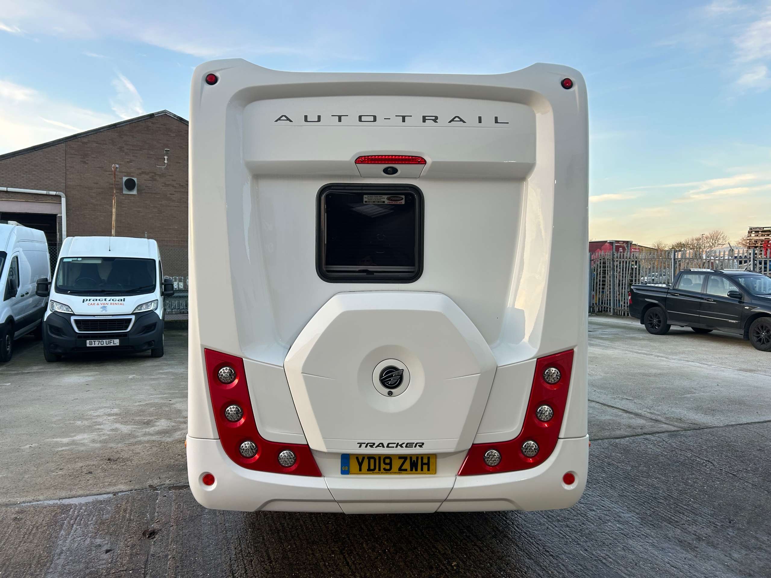 2019 AUTO-TRAIL TRACKER RS 2019 AUTO-TRAIL TRACKER RS