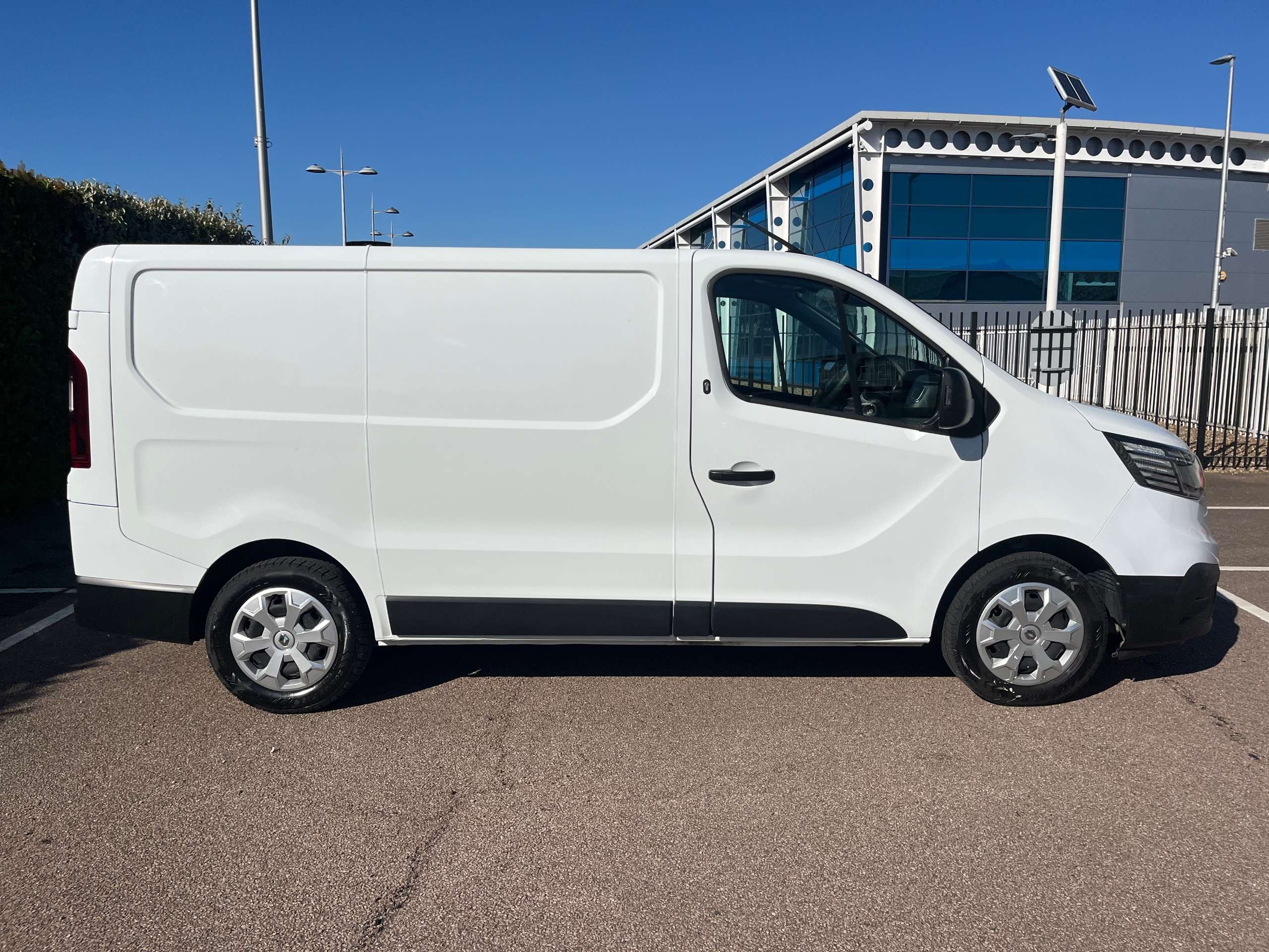 2023 RENAULT TRAFIC 2023 RENAULT TRAFIC