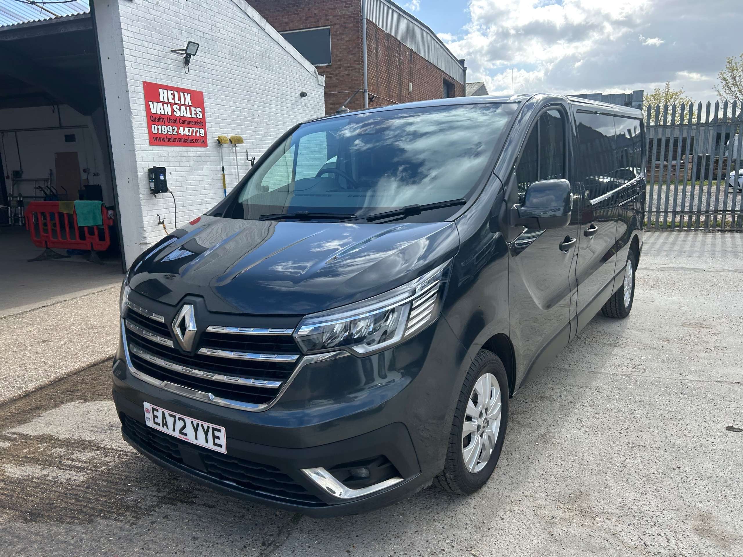 A 2023 RENAULT TRAFIC 2.0 dCi Blue LL30 Sport Panel Van 5dr Diesel EDC L2 H1 Euro 6 (s/s) (150 ps) A 2023 RENAULT TRAFIC 2.0 dCi Blue LL30 Sport Panel Van 5dr Diesel EDC L2 H1 Euro 6 (s/s) (150 ps)