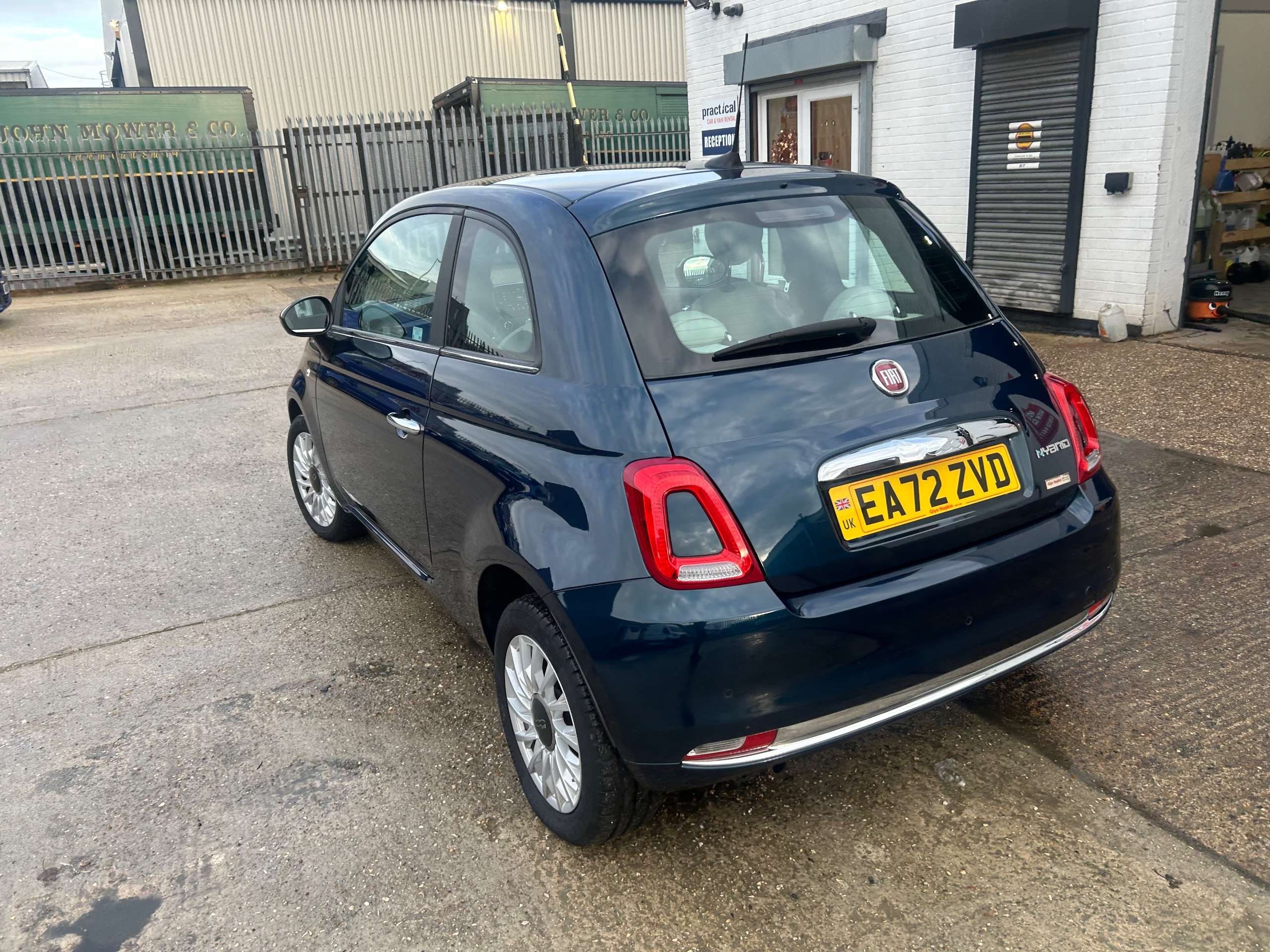 2023 FIAT 500 2023 FIAT 500