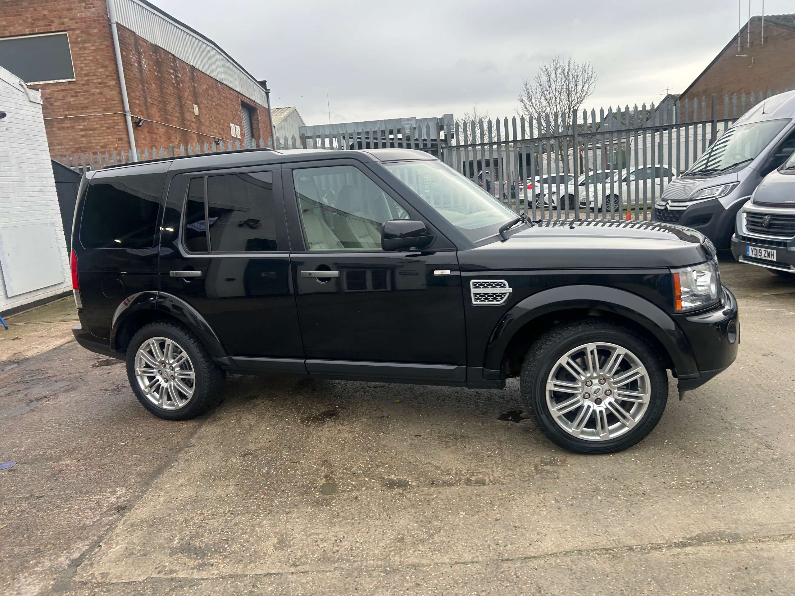 2011 LAND ROVER DISCOVERY 4 2011 LAND ROVER DISCOVERY 4