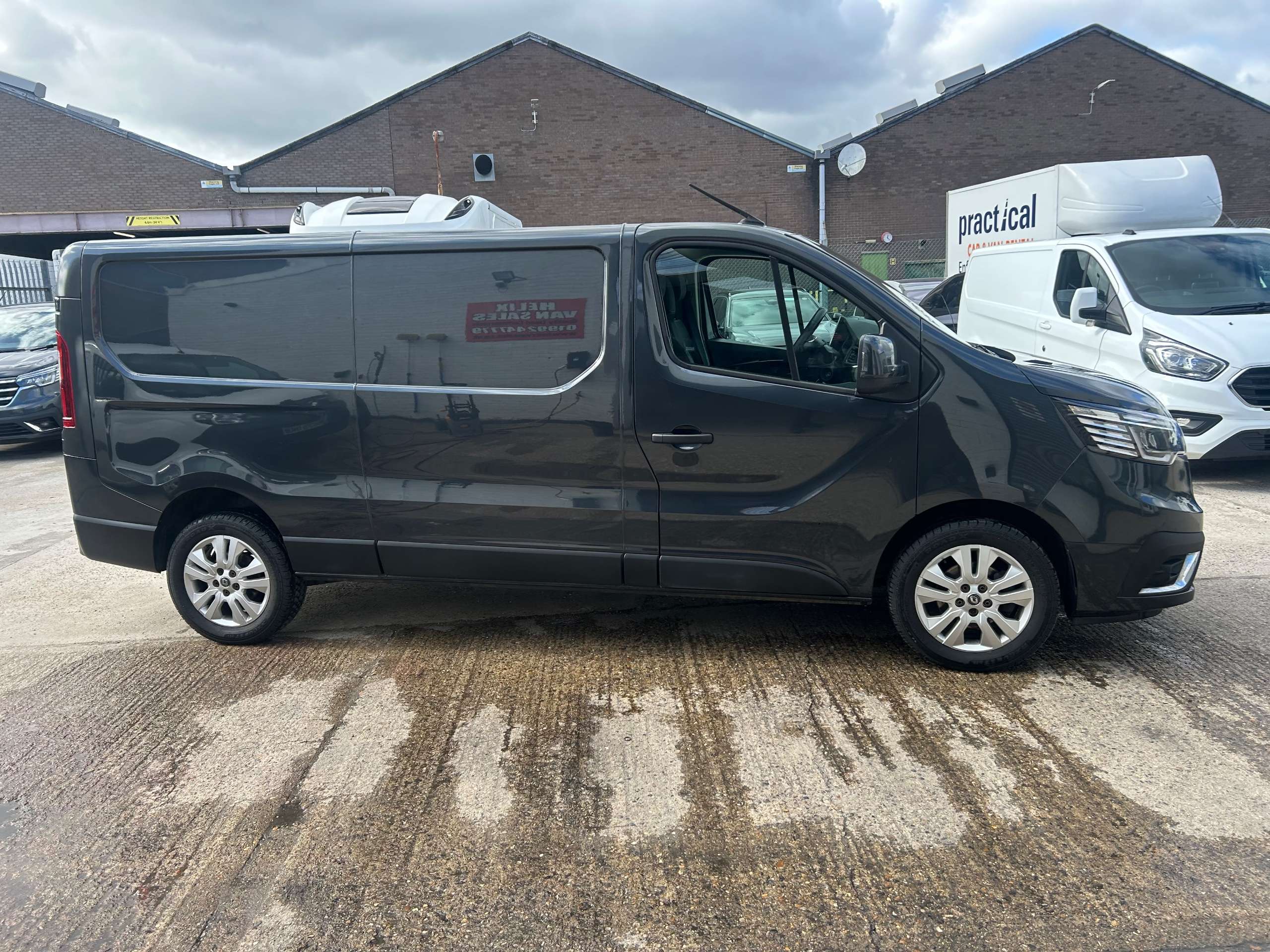 2023 RENAULT TRAFIC 2023 RENAULT TRAFIC