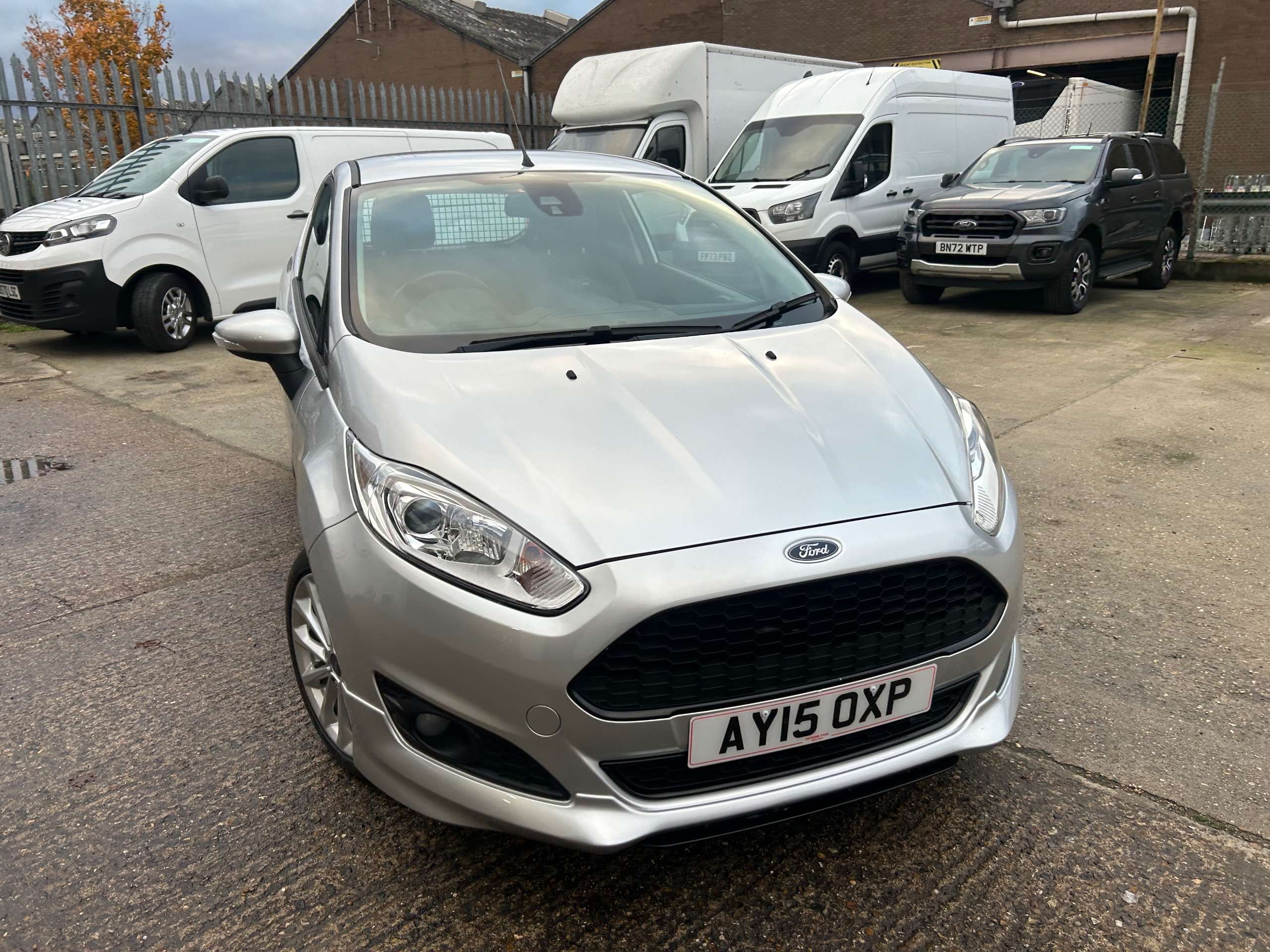 2015 FORD FIESTA 2015 FORD FIESTA