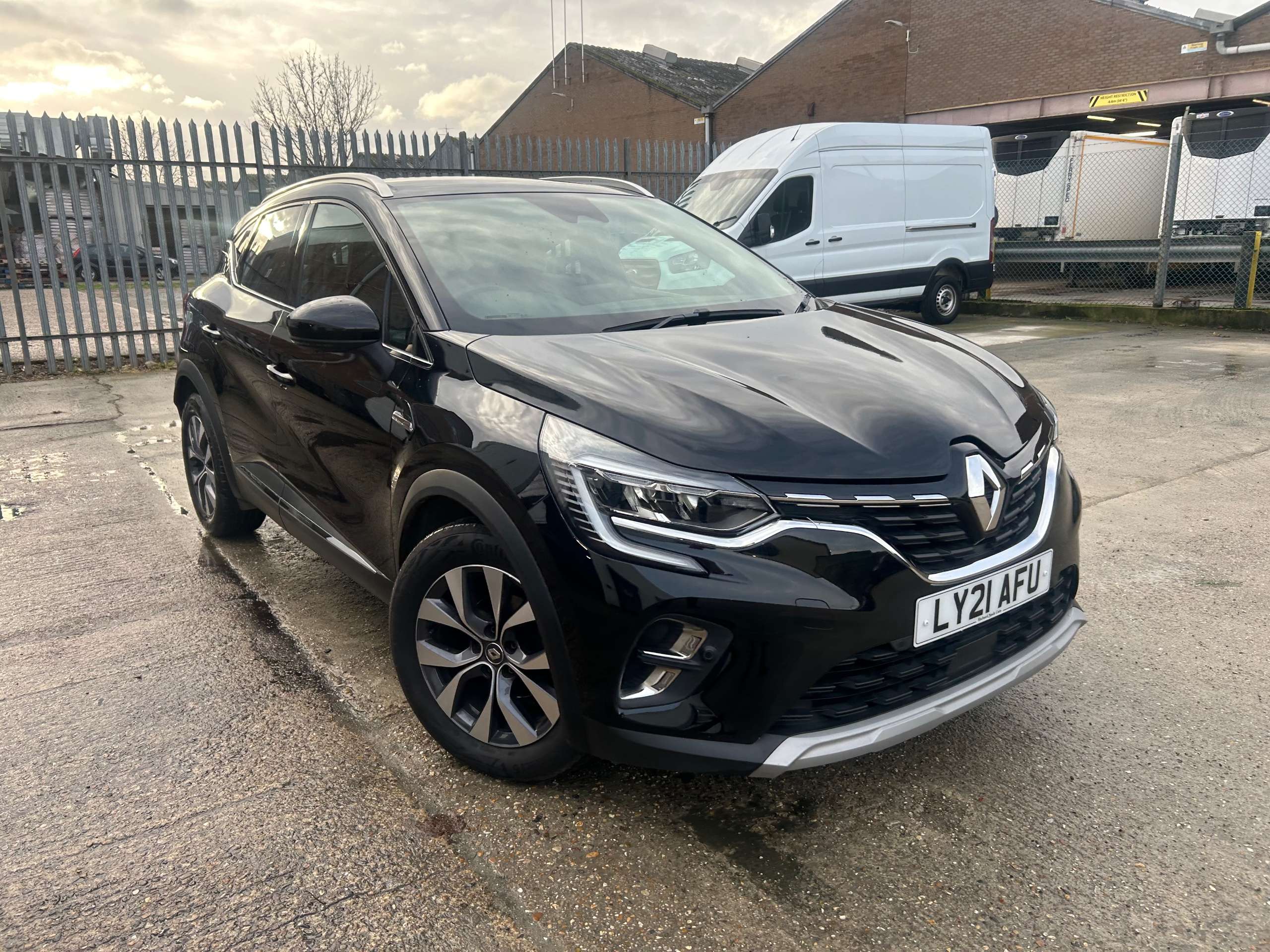 2021 RENAULT CAPTUR 2021 RENAULT CAPTUR