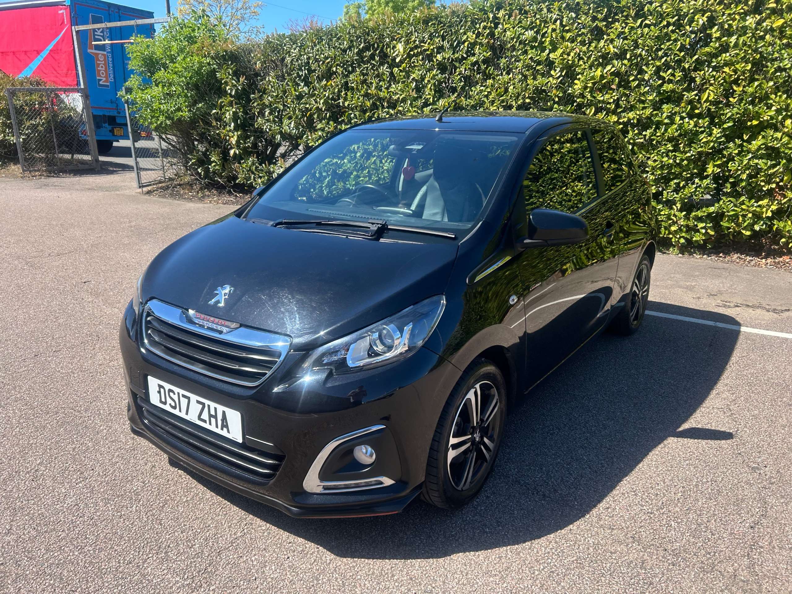 2017 PEUGEOT 108 2017 PEUGEOT 108
