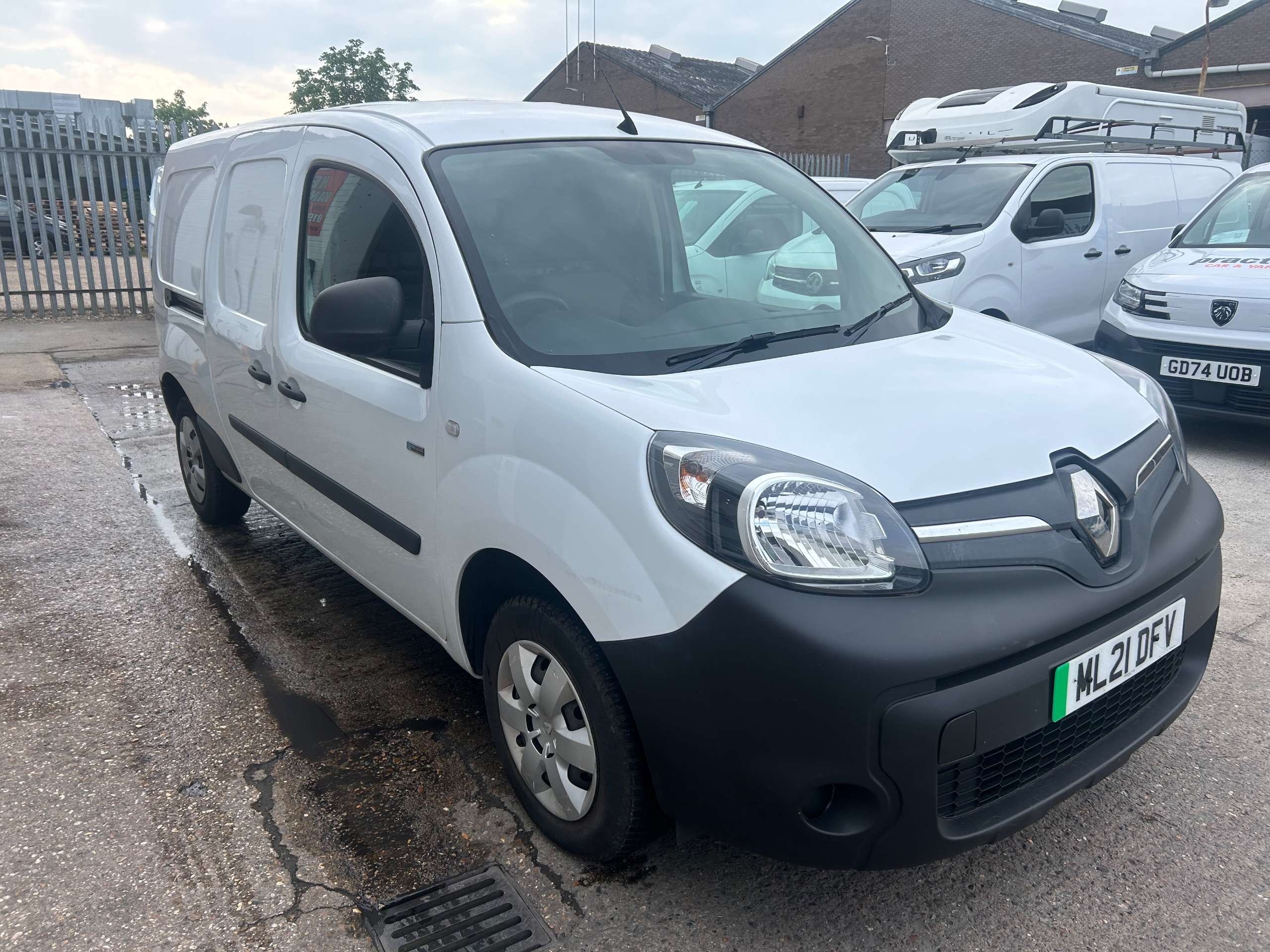 A 2021 RENAULT KANGOO ZE LL21 33kWh Business Panel Van 4dr Electric Auto L3 H1 (i) (60 ps) A 2021 RENAULT KANGOO ZE LL21 33kWh Business Panel Van 4dr Electric Auto L3 H1 (i) (60 ps)