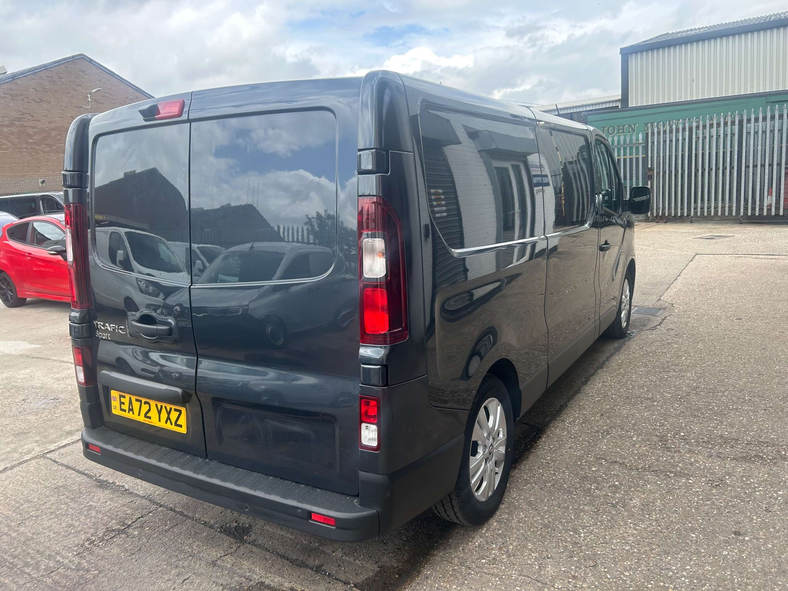 2023 RENAULT TRAFIC 2023 RENAULT TRAFIC