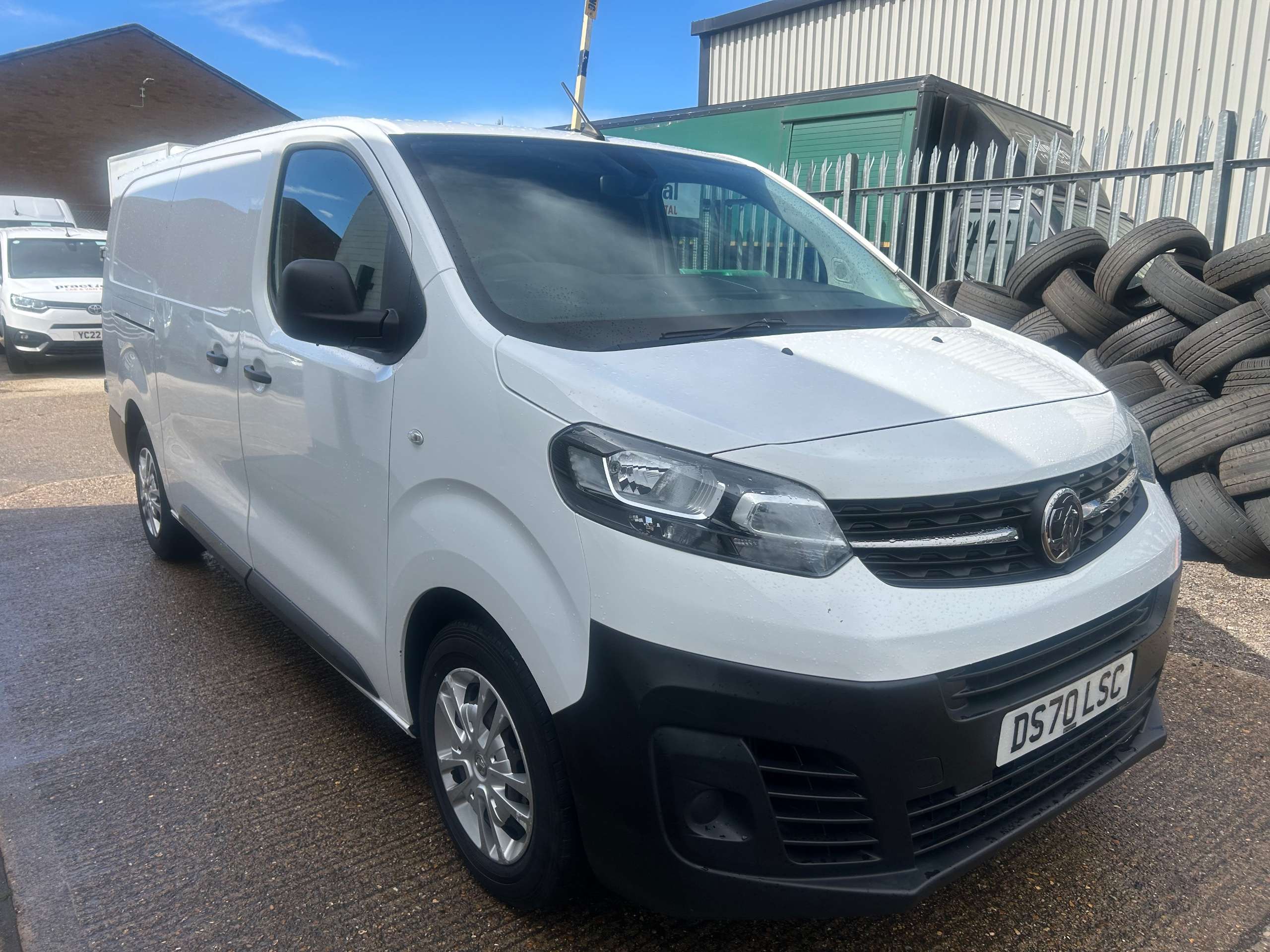 A 2020 VAUXHALL VIVARO 1.5 Turbo D 2900 Dynamic Panel Van 6dr Diesel Manual L2 H1 Euro 6 (s/s) (100 ps) A 2020 VAUXHALL VIVARO 1.5 Turbo D 2900 Dynamic Panel Van 6dr Diesel Manual L2 H1 Euro 6 (s/s) (100 ps)