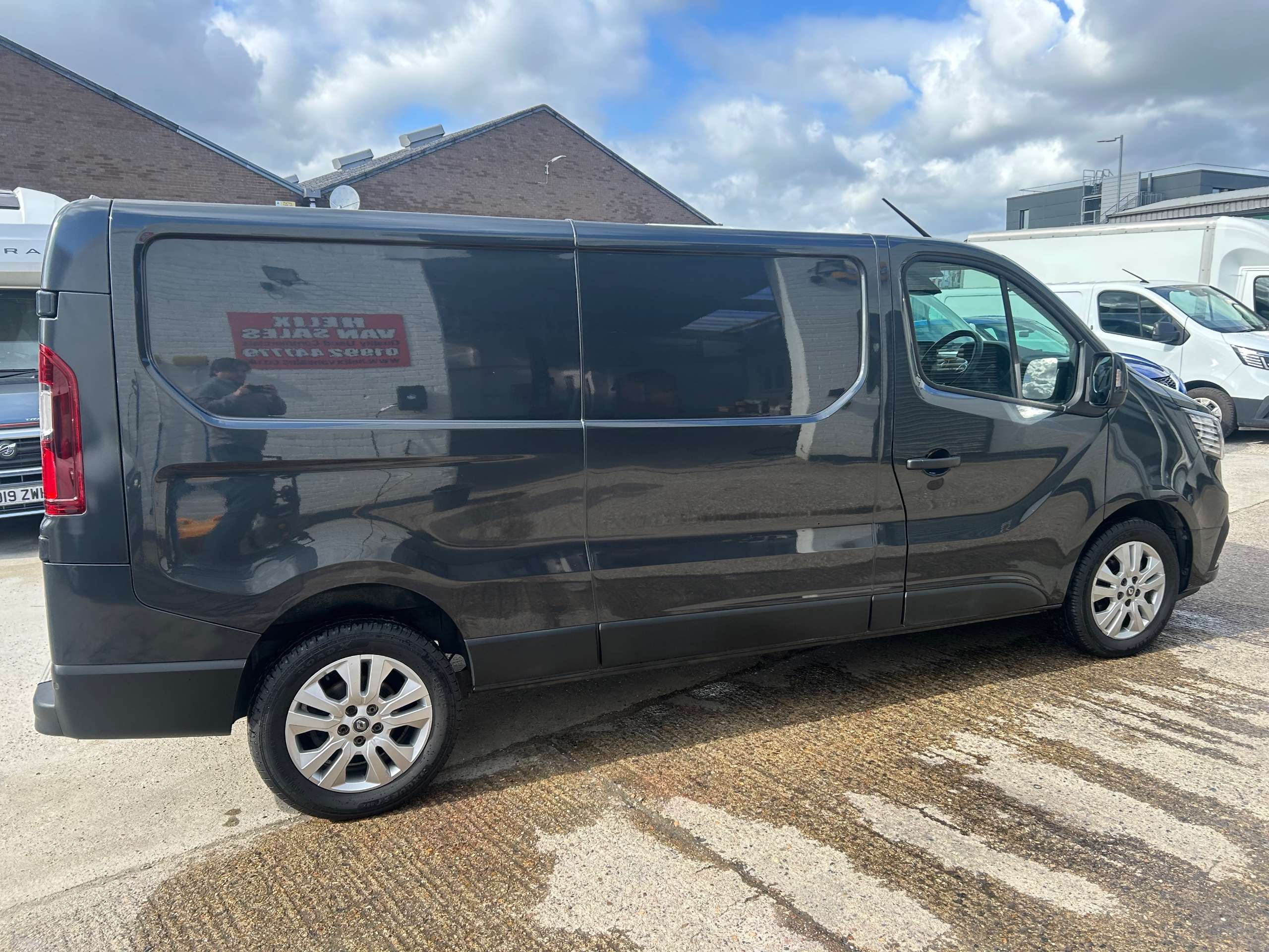 2023 RENAULT TRAFIC 2023 RENAULT TRAFIC